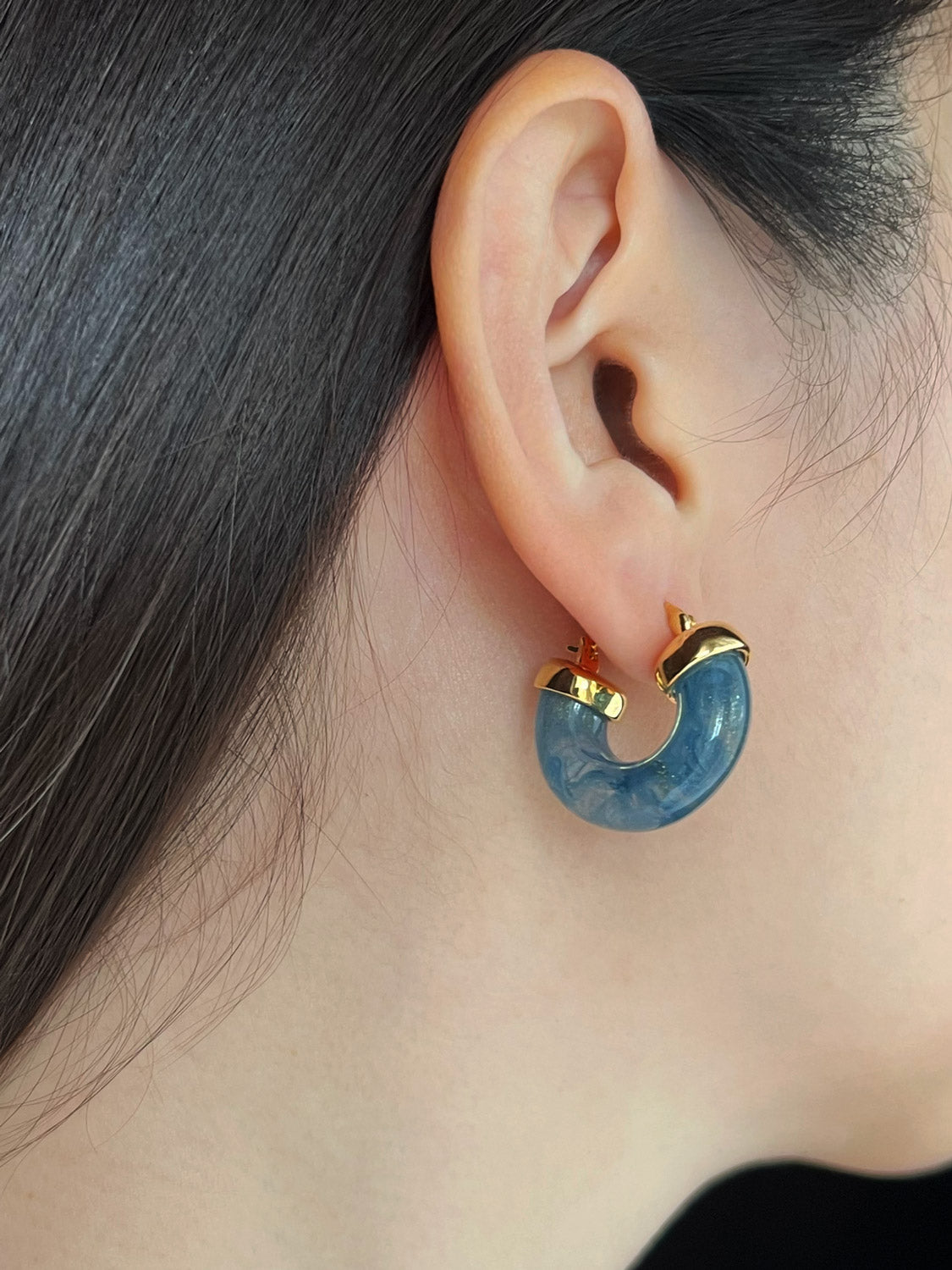 Chic Round Resin Hoops - Blue