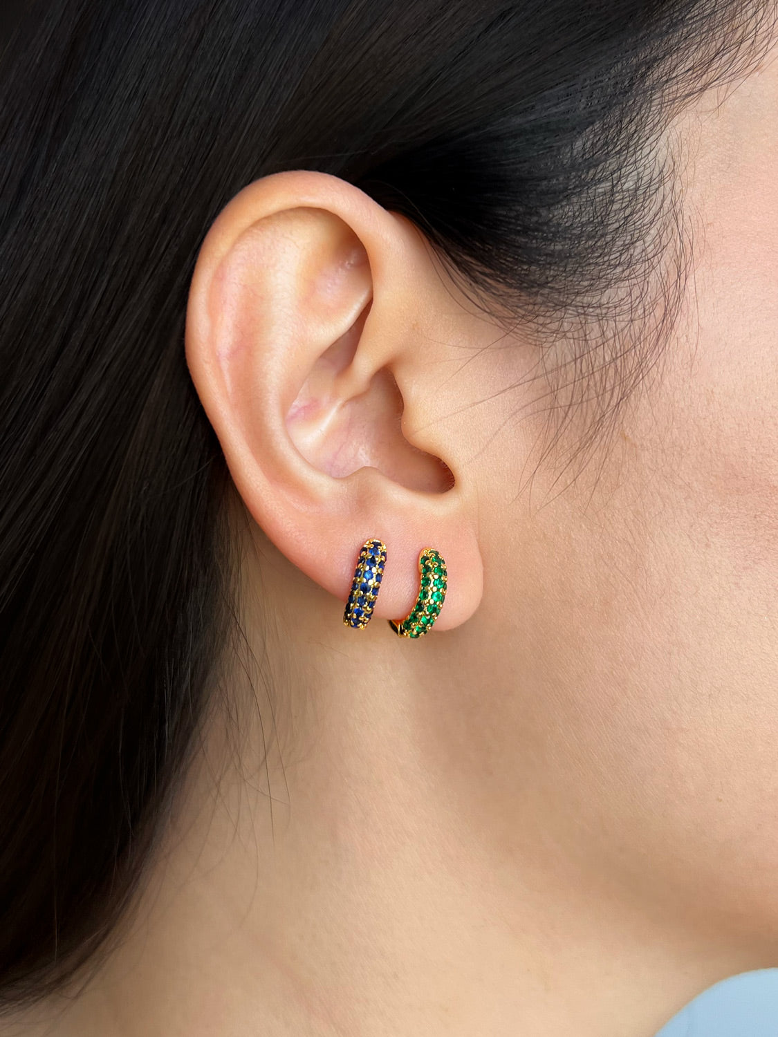 Chunky Gemstone-Encrusted Huggies, S925 - Emerald Green, Gold