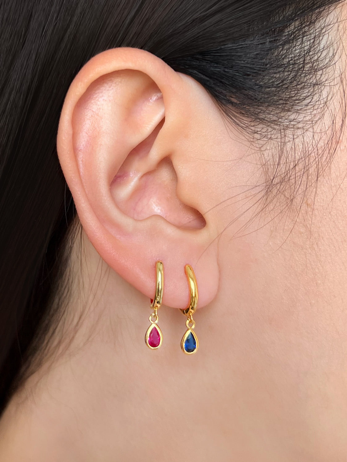 Classic Teardrop Huggies, S925 - Magenta, Gold