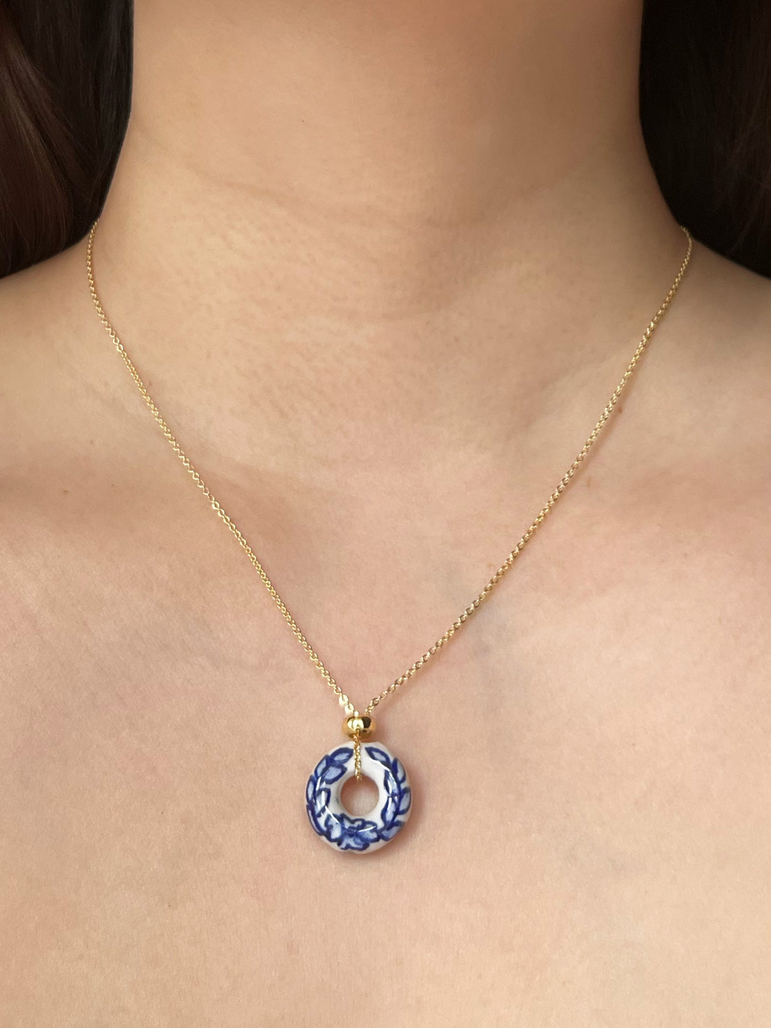 Donut Stone Necklace, Gold - Ceramic