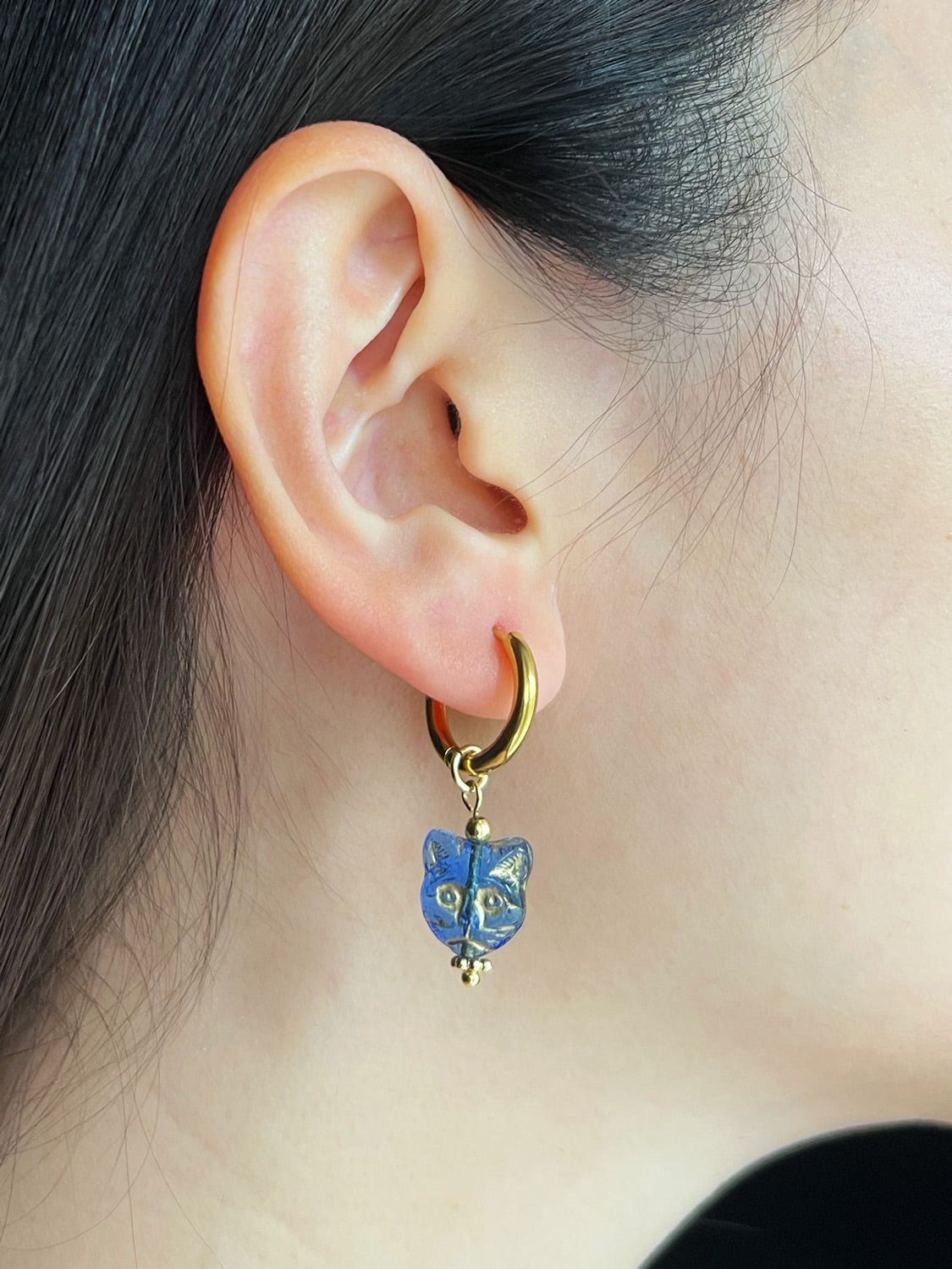 Glass Carved Cat Hoops - Blue