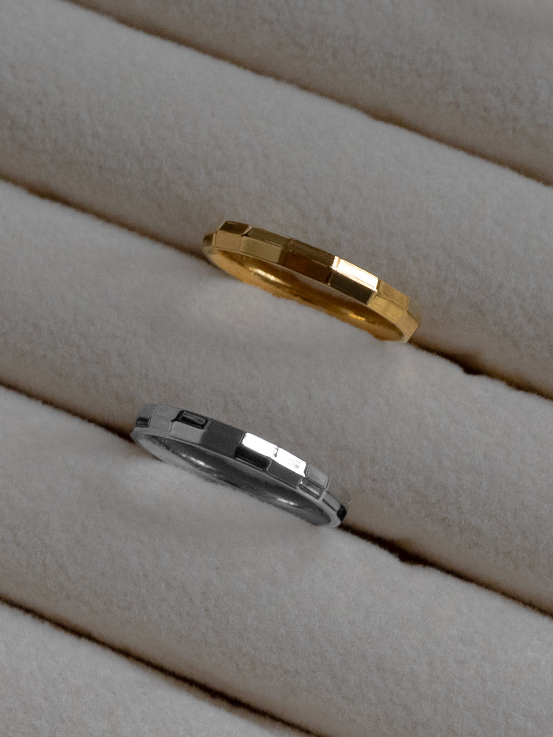 Smooth Hammered Ring, Stainless Steel - Gold