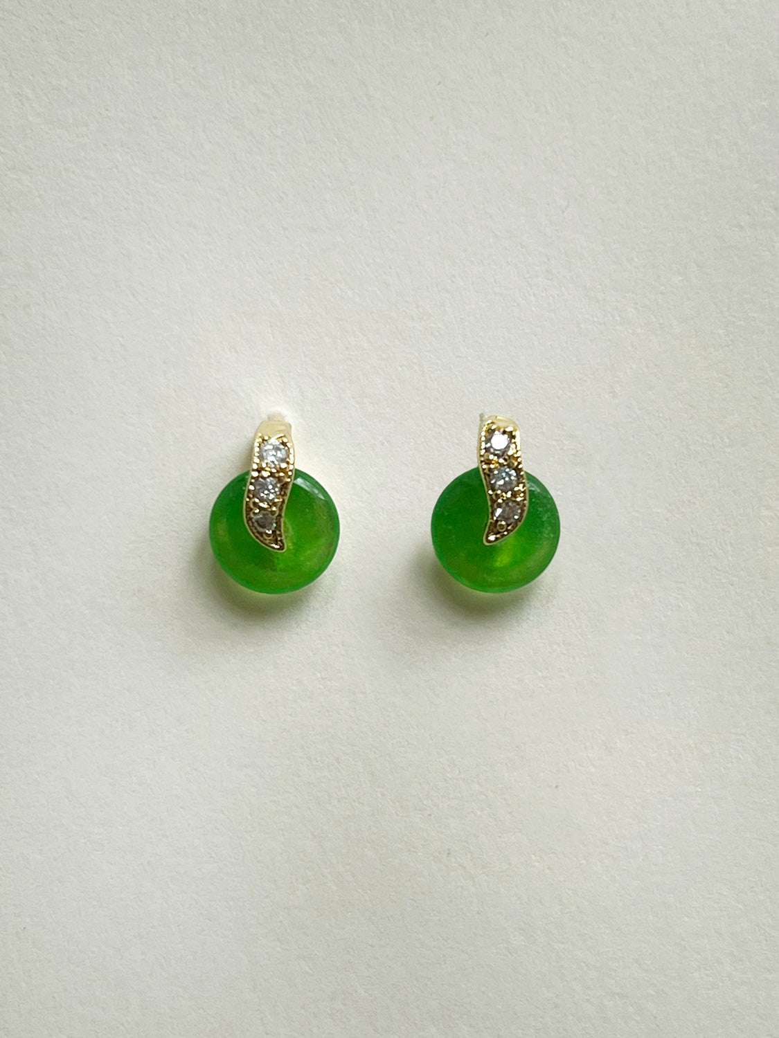 Tiny Jade Donut Earstuds   Green model 4af0267b c972 4ff6 b5b3 ac6903865a55