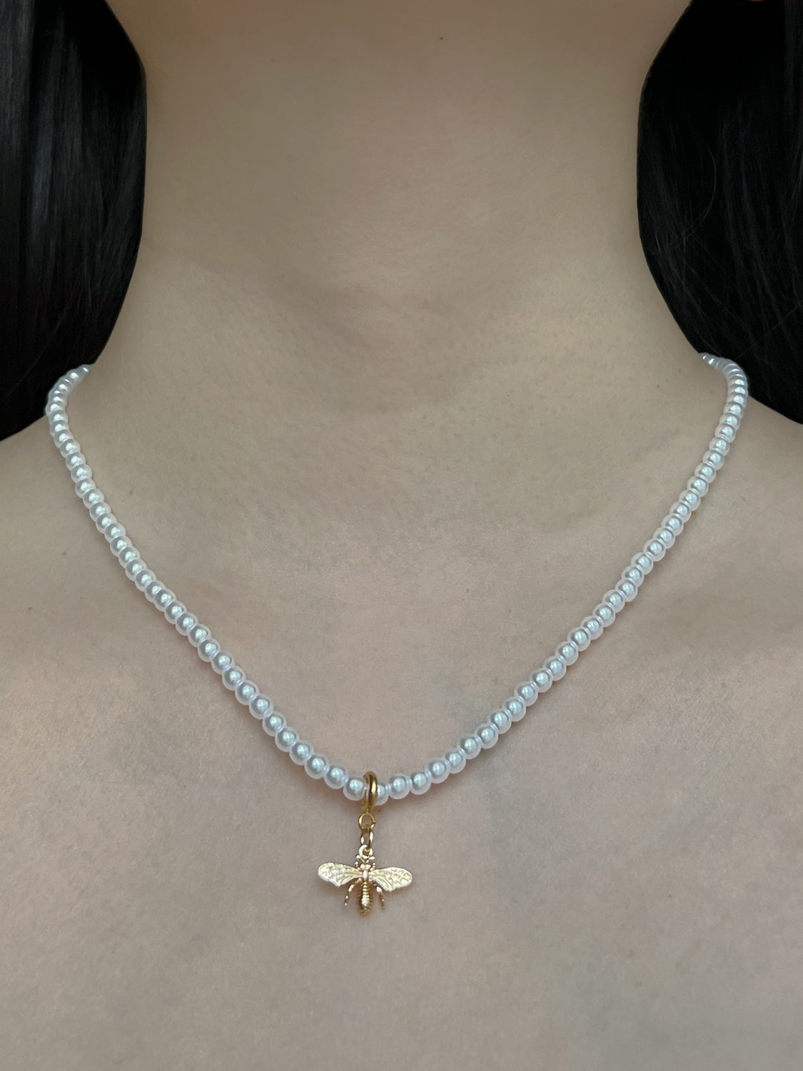 Tiny Pearl Necklace with Bee Charm2