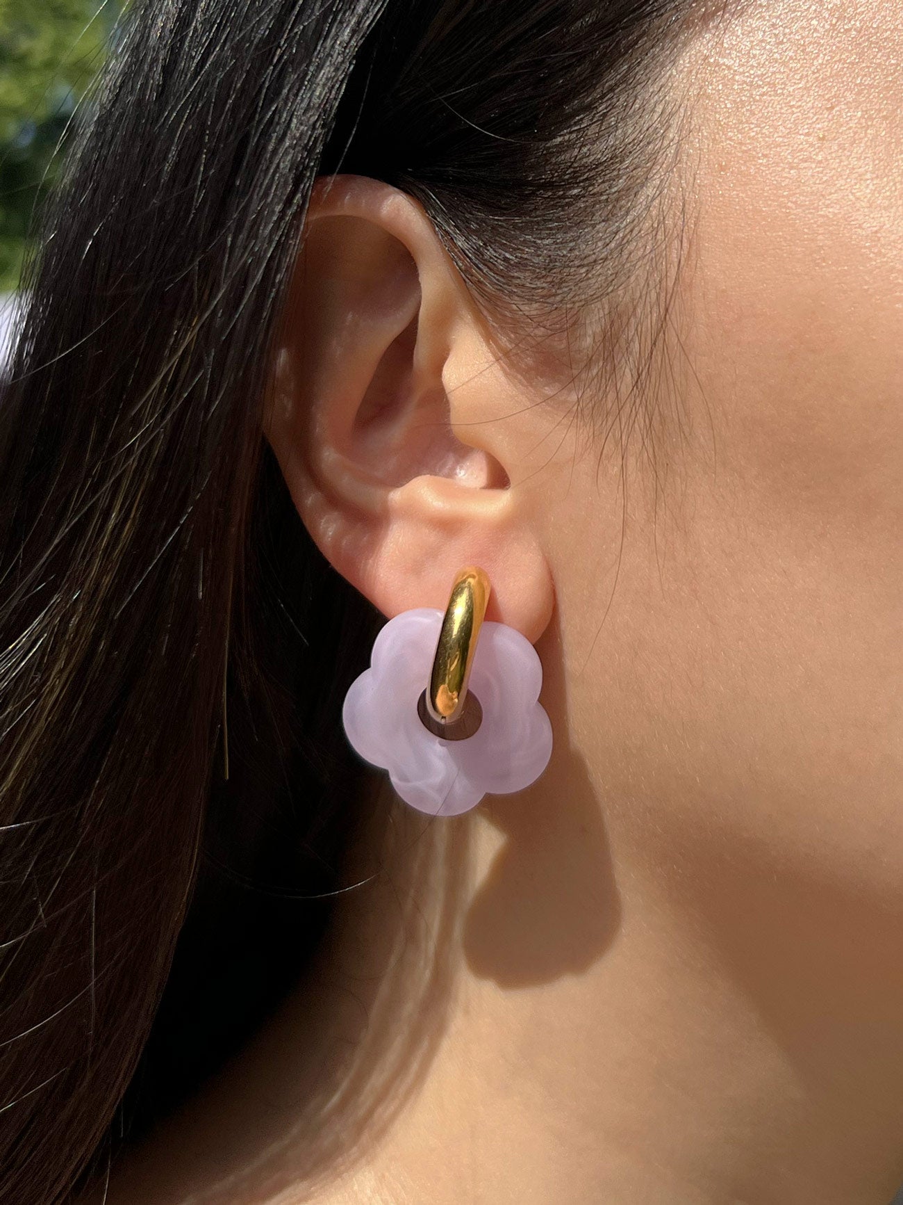Flower Donut Hoops - Marbled Matte Lilac