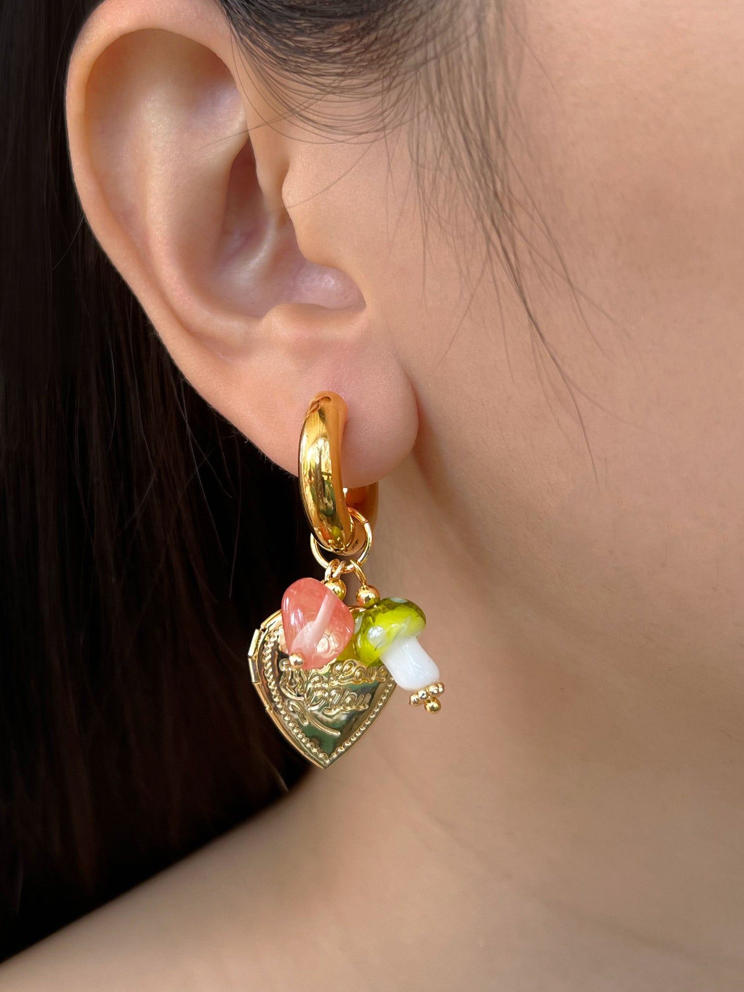 Heart Locket Chunky Hoops - Green Mushroom/Watermelon heart crystal