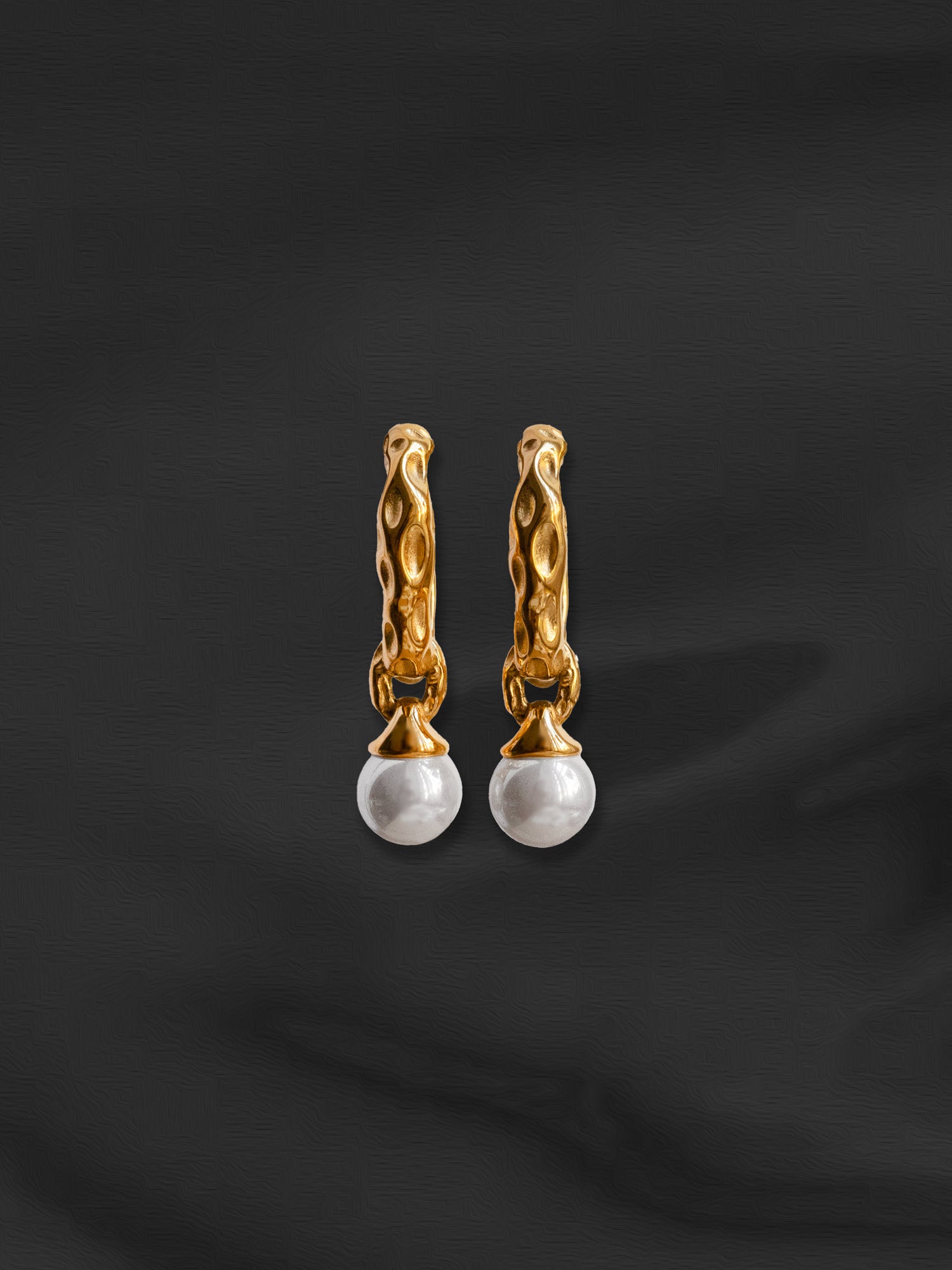 Pearl Drop Earrings - Gold