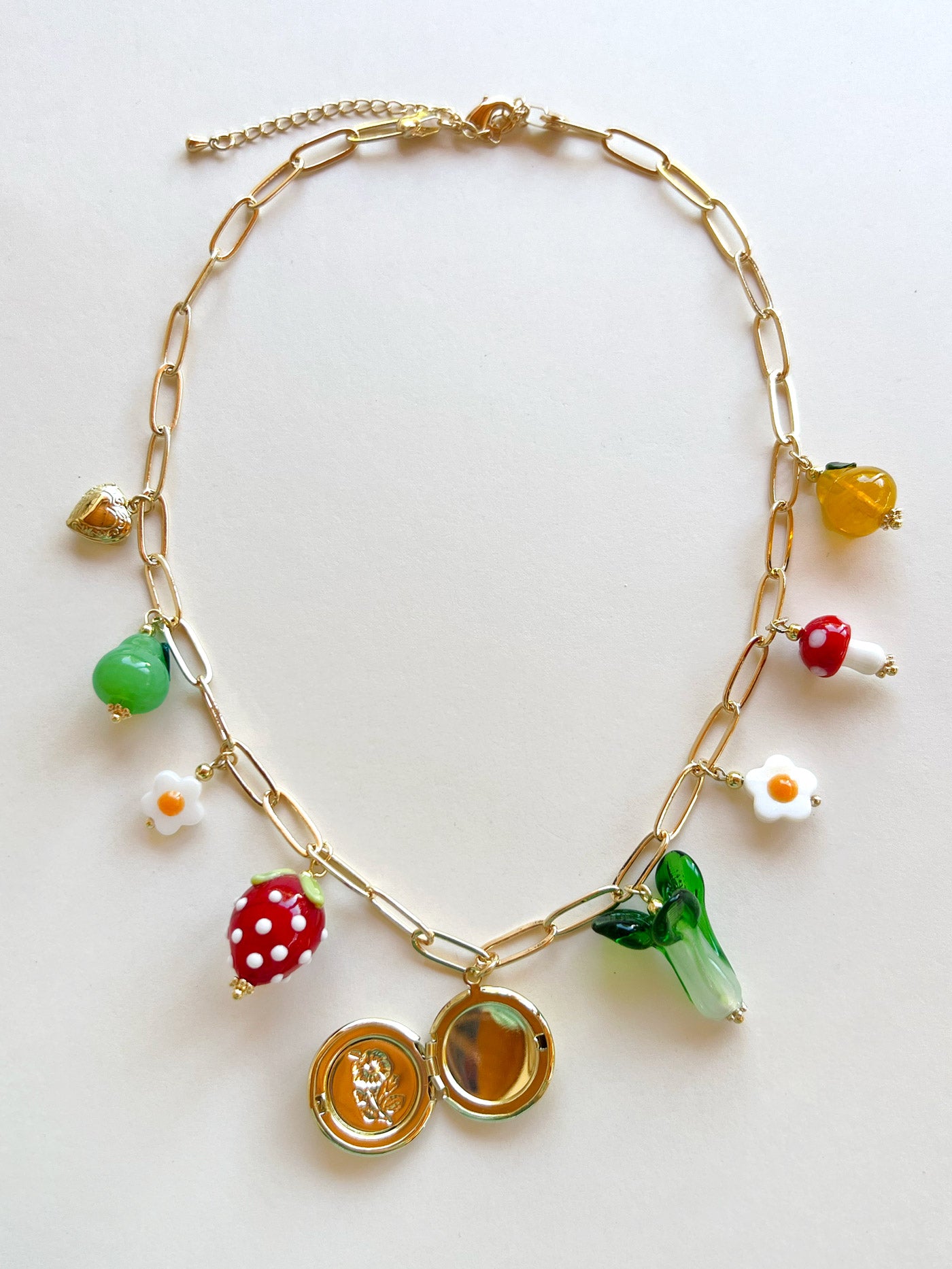 red strawb necklace2