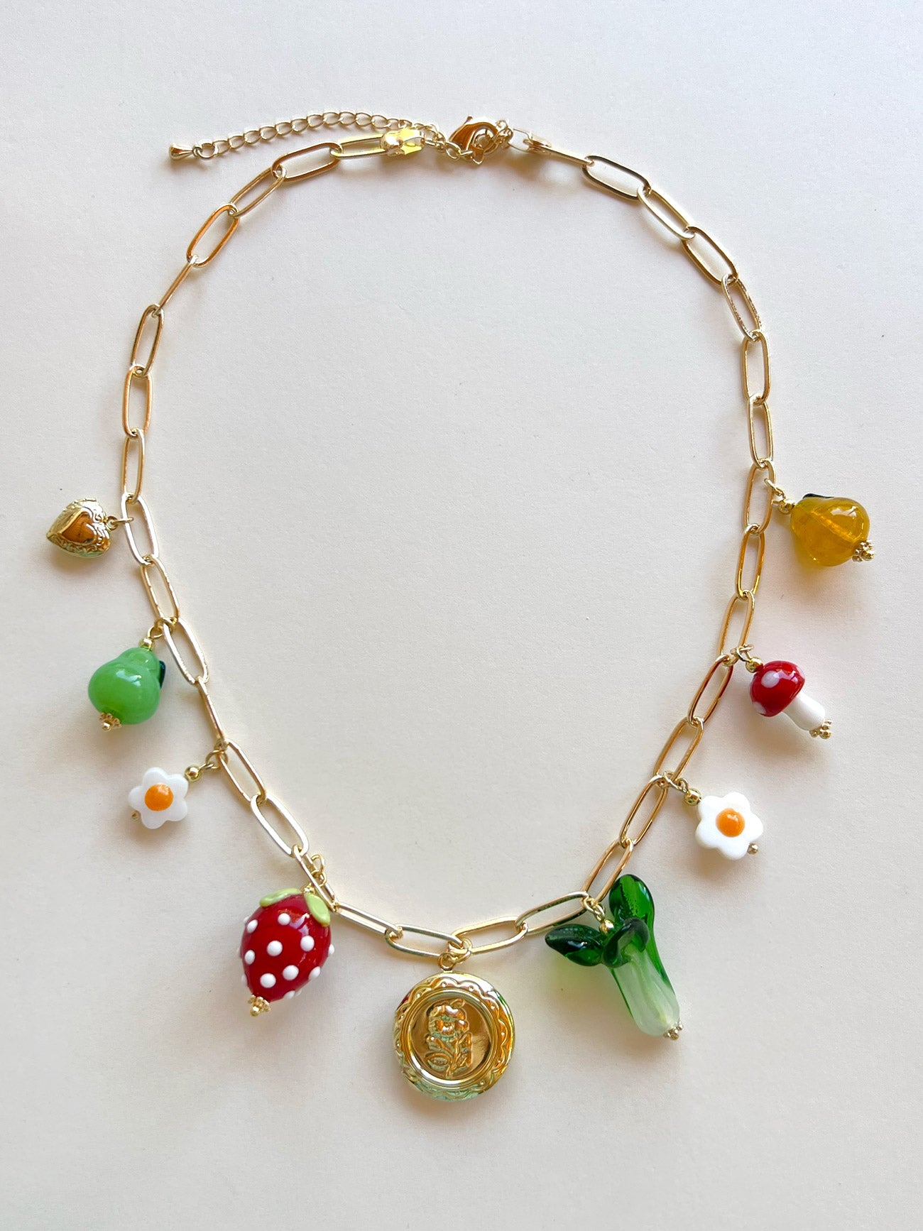 red strawb necklace3