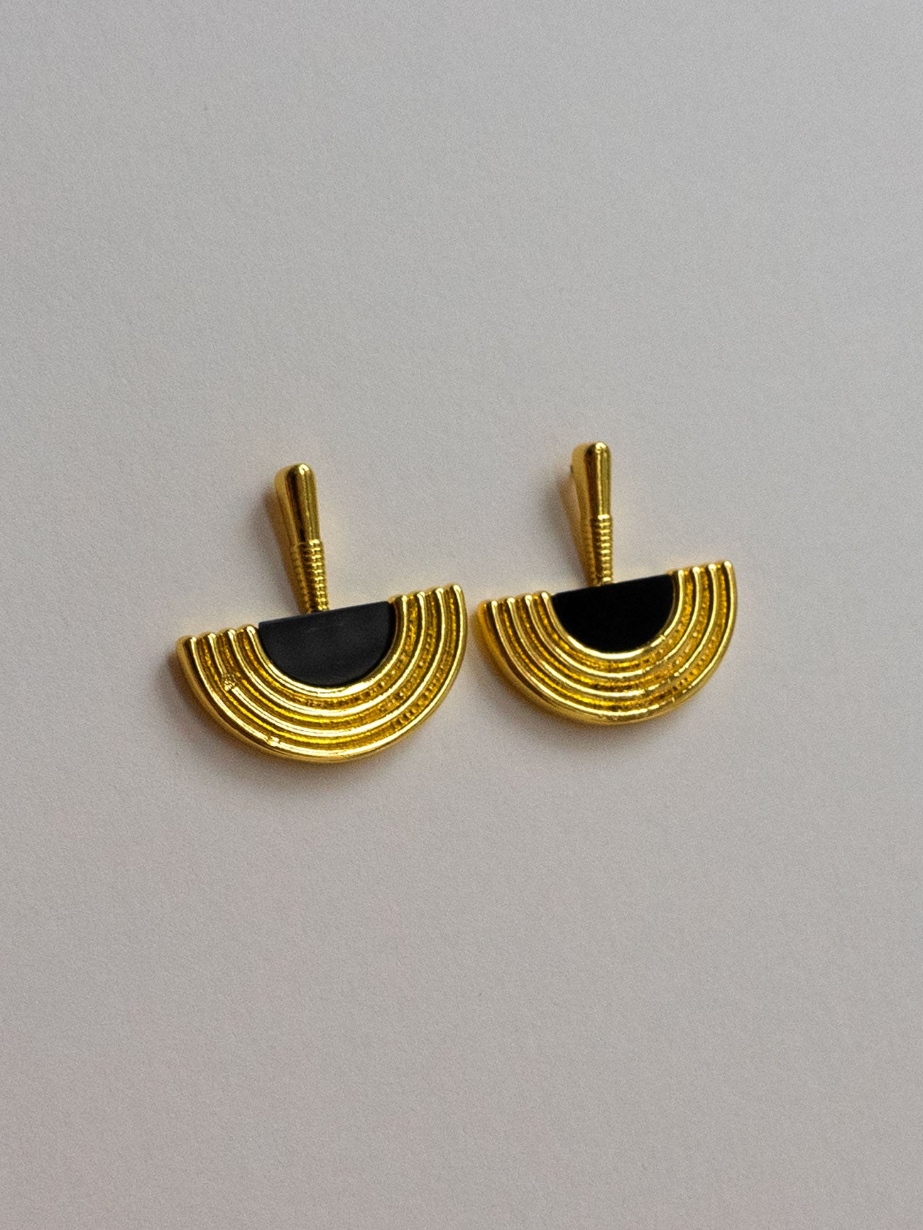Boucles d’oreilles demi-cercle héritage