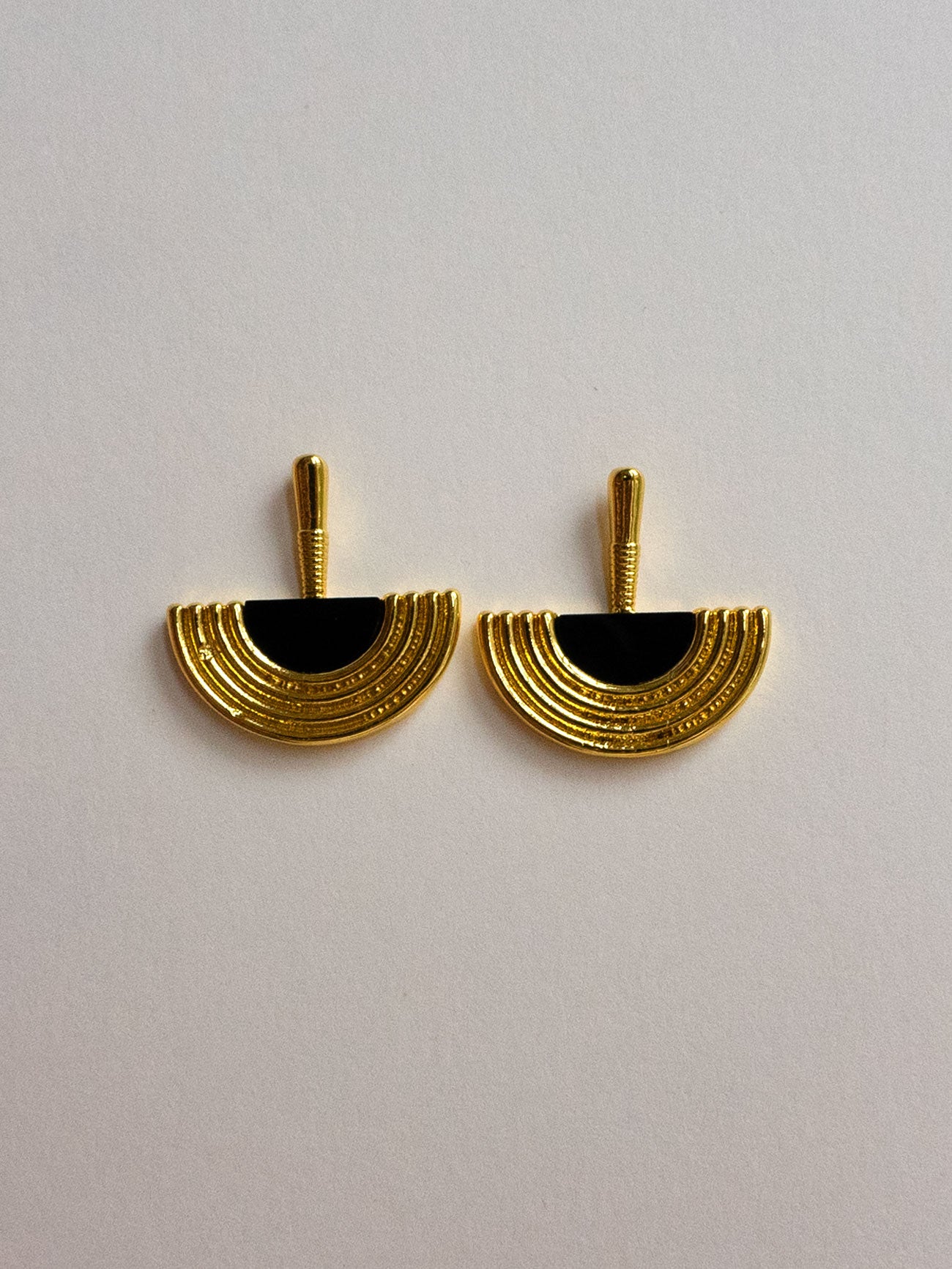 Boucles d’oreilles demi-cercle héritage