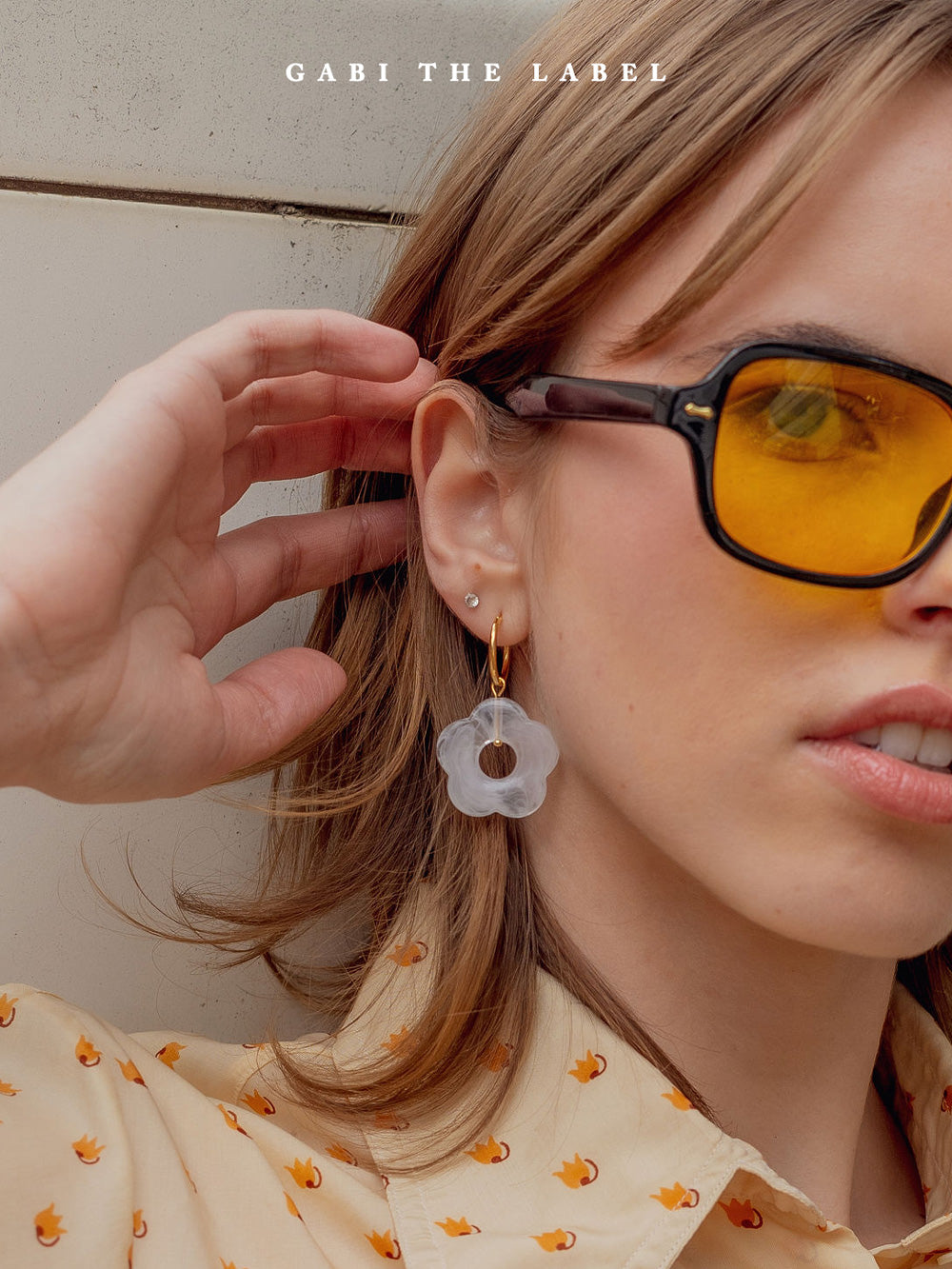 Little Flower Hoops - Marbled Oat *18K Gold-plated