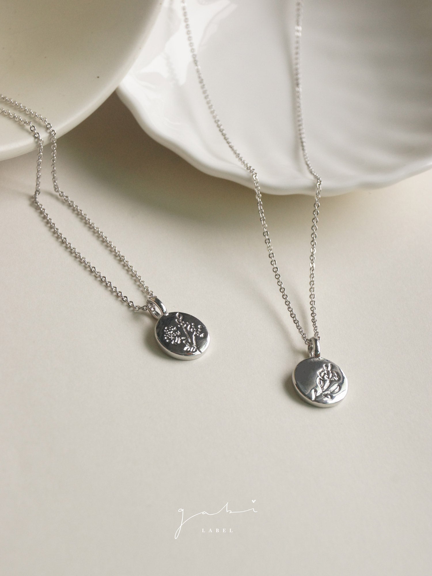 Baby's Breath Pendant Necklace - Silver