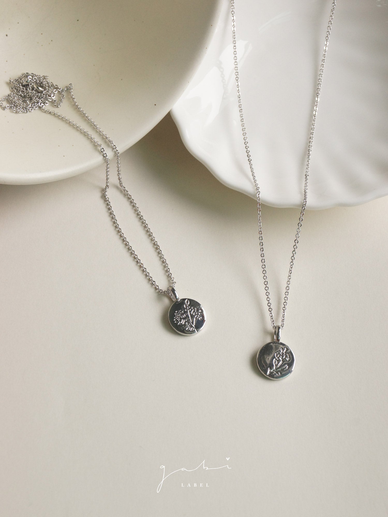 Baby's Breath Pendant Necklace - Silver