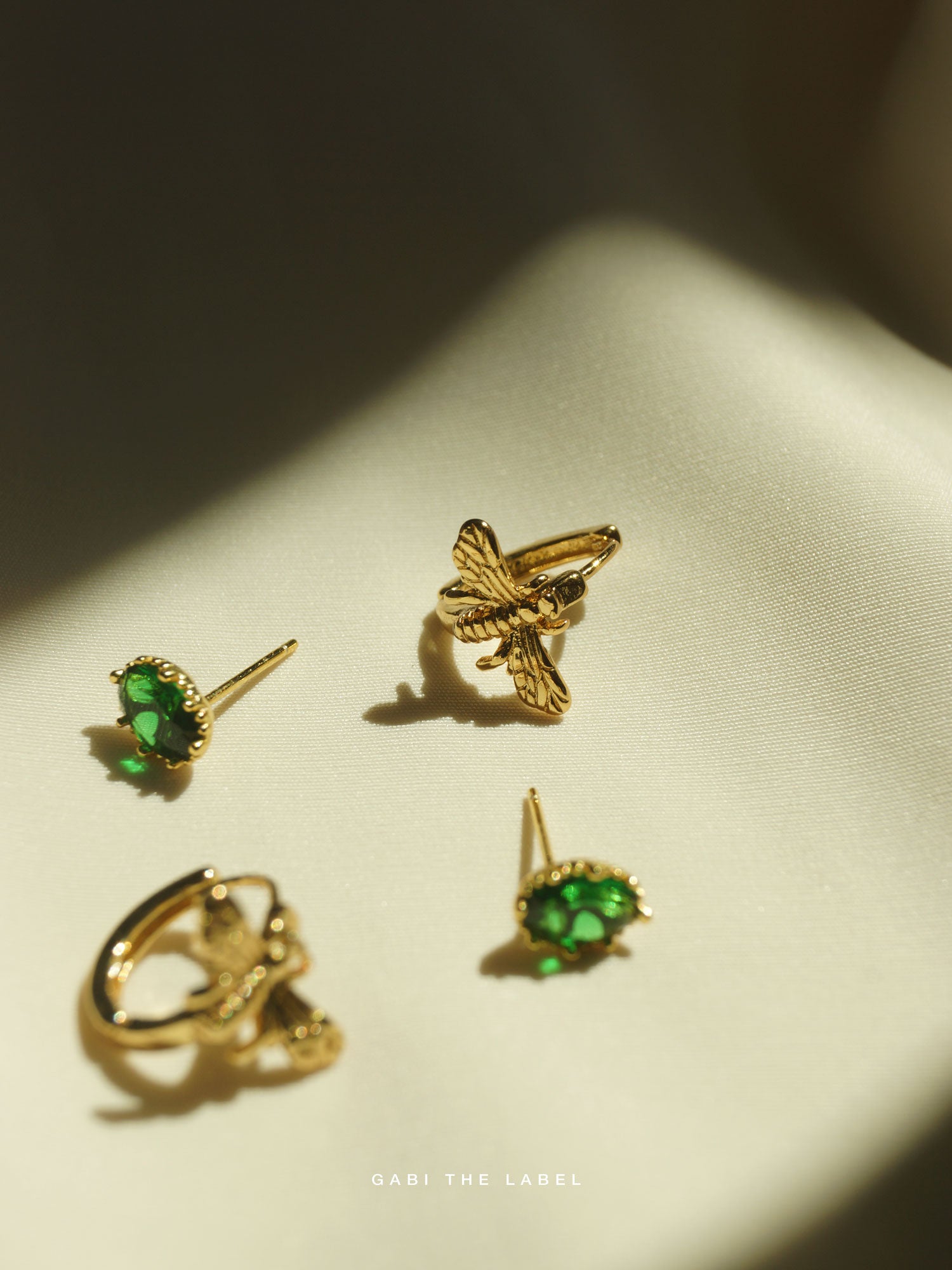 Honeybee Huggies *Plaqué or 18 carats