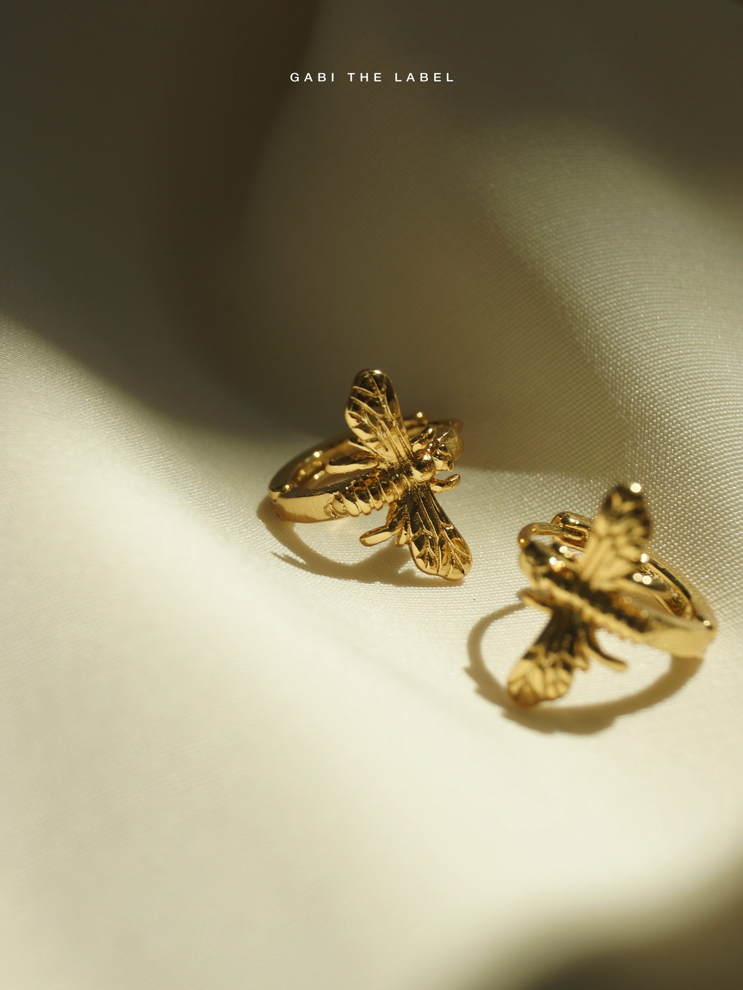 Honeybee Huggies *Plaqué or 18 carats