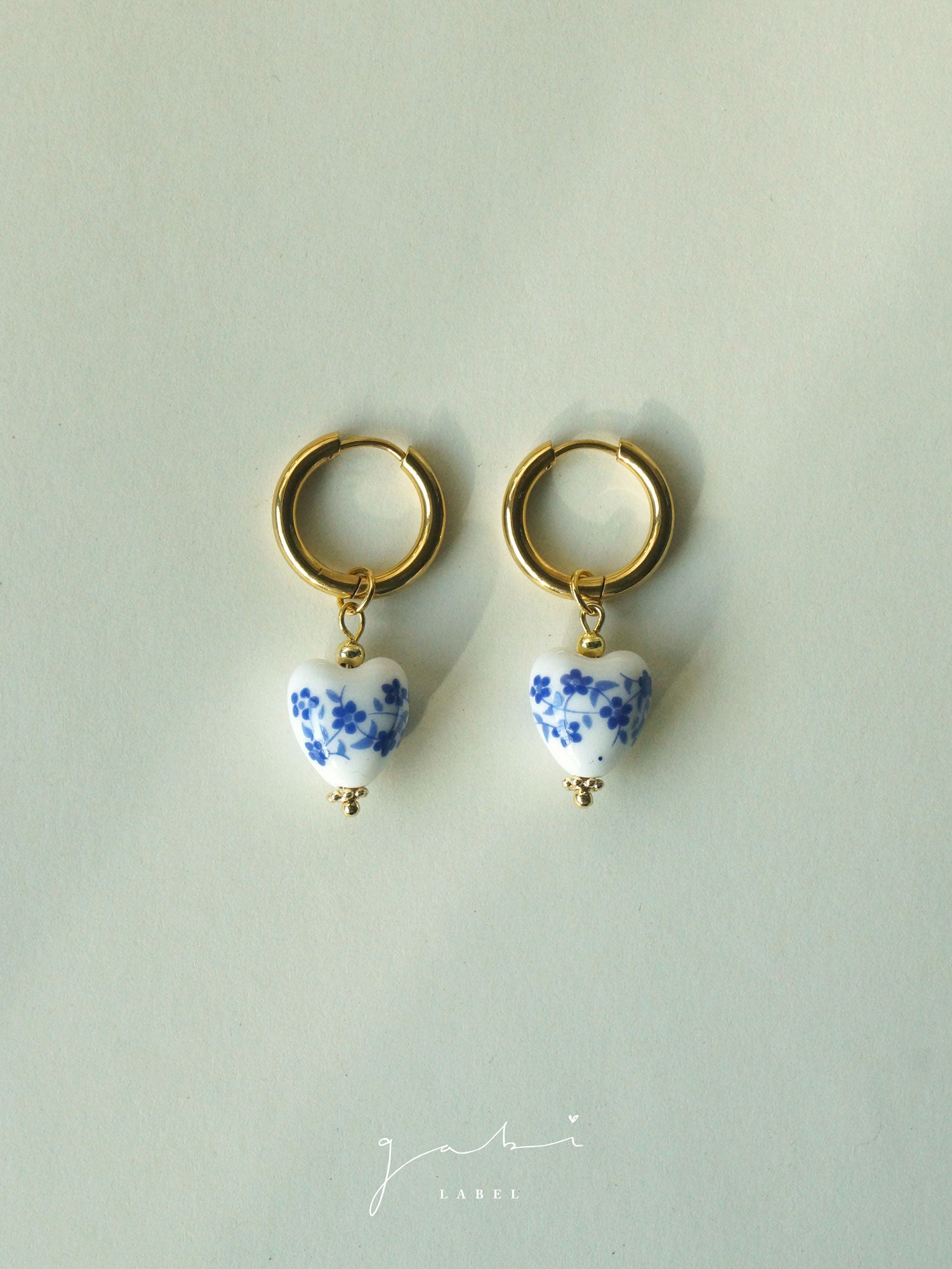 Boucles d'oreilles créoles en forme de cœur en céramique - Bleu