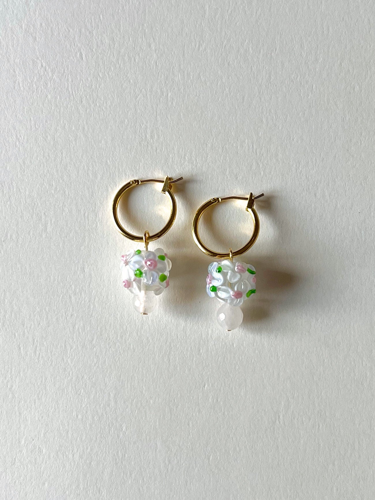 bouquet hoops1 0d5ce96b 3d9f 4768 b4d9 f1ac0fc0433a