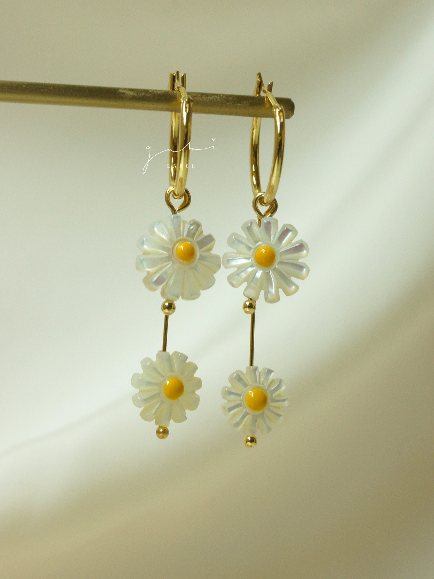 Cerceaux de marguerite superposés - Coquille naturelle