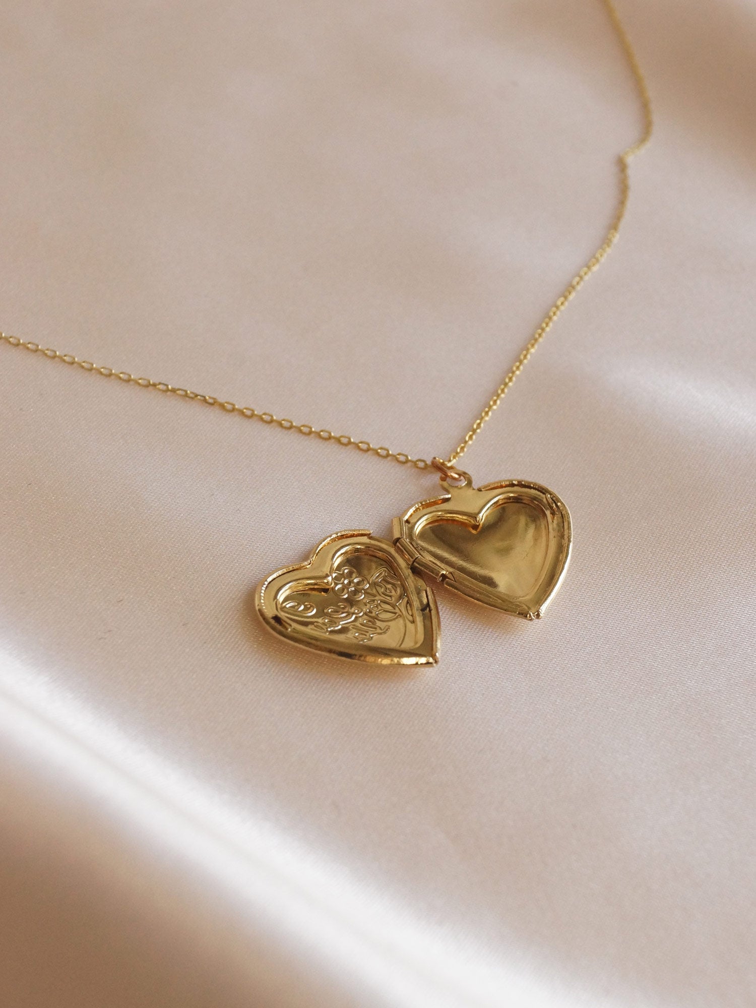 EMMA Locket Necklace