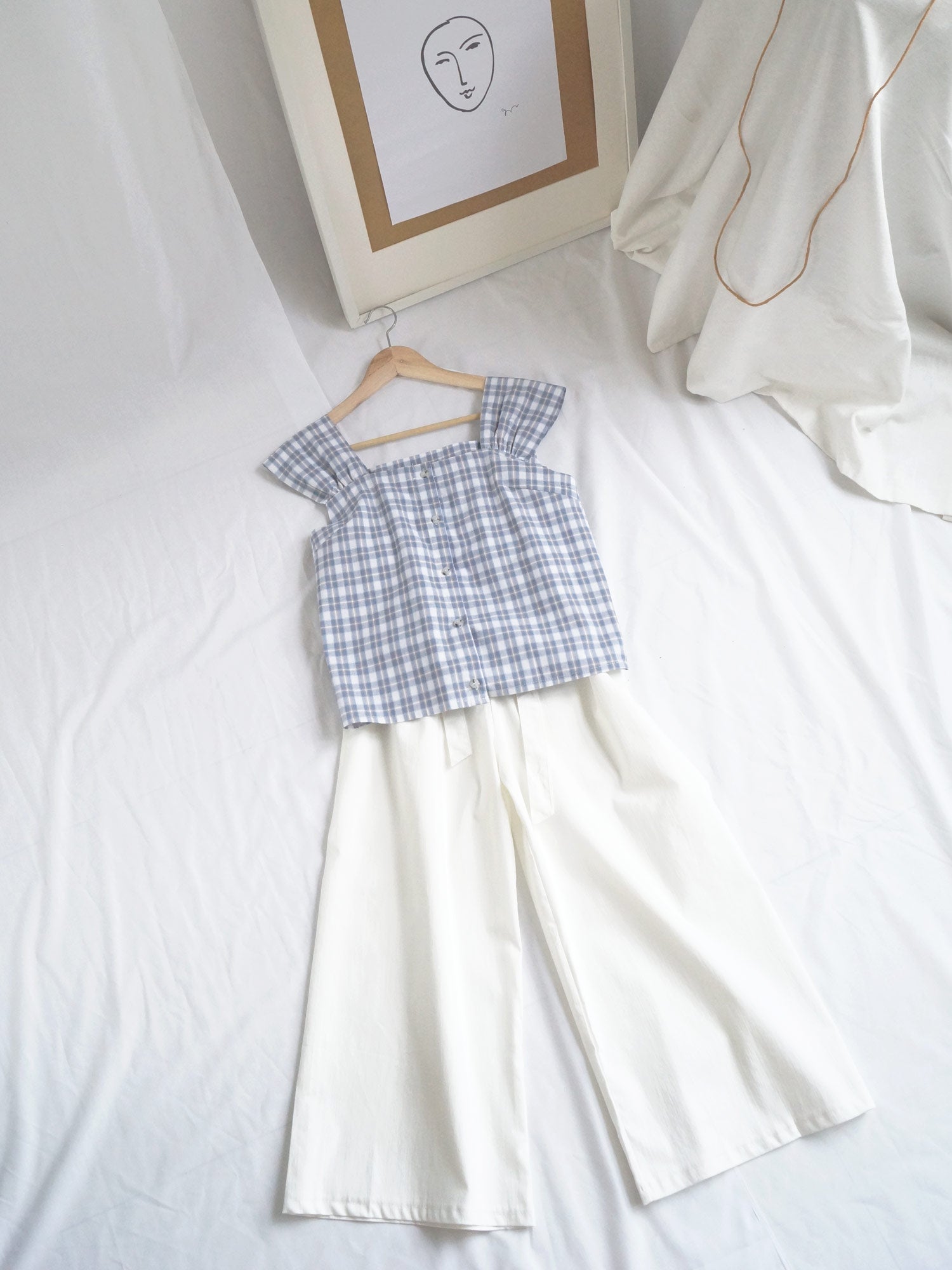 White Ribbon Pants