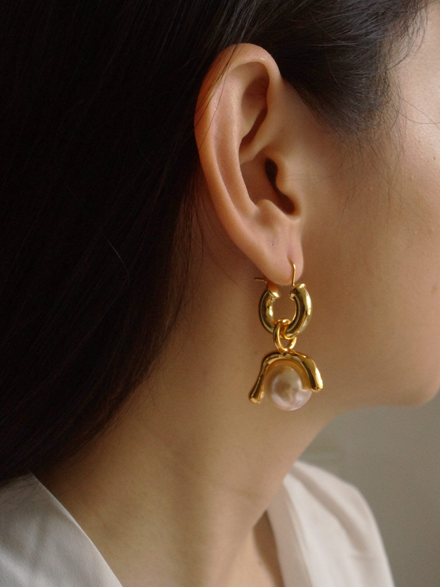 Leta Pearl Earrings