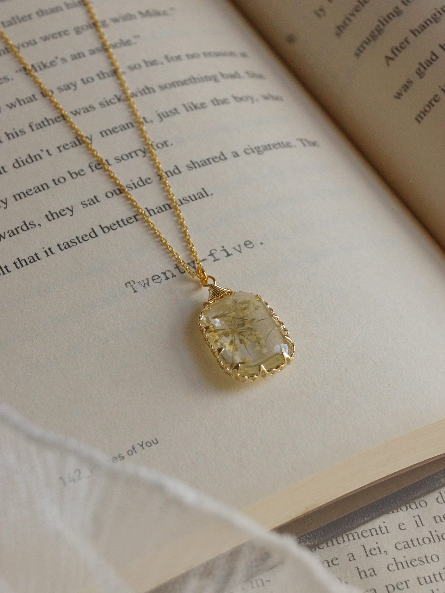 GINNY Flower Necklace *18K Gold-plated