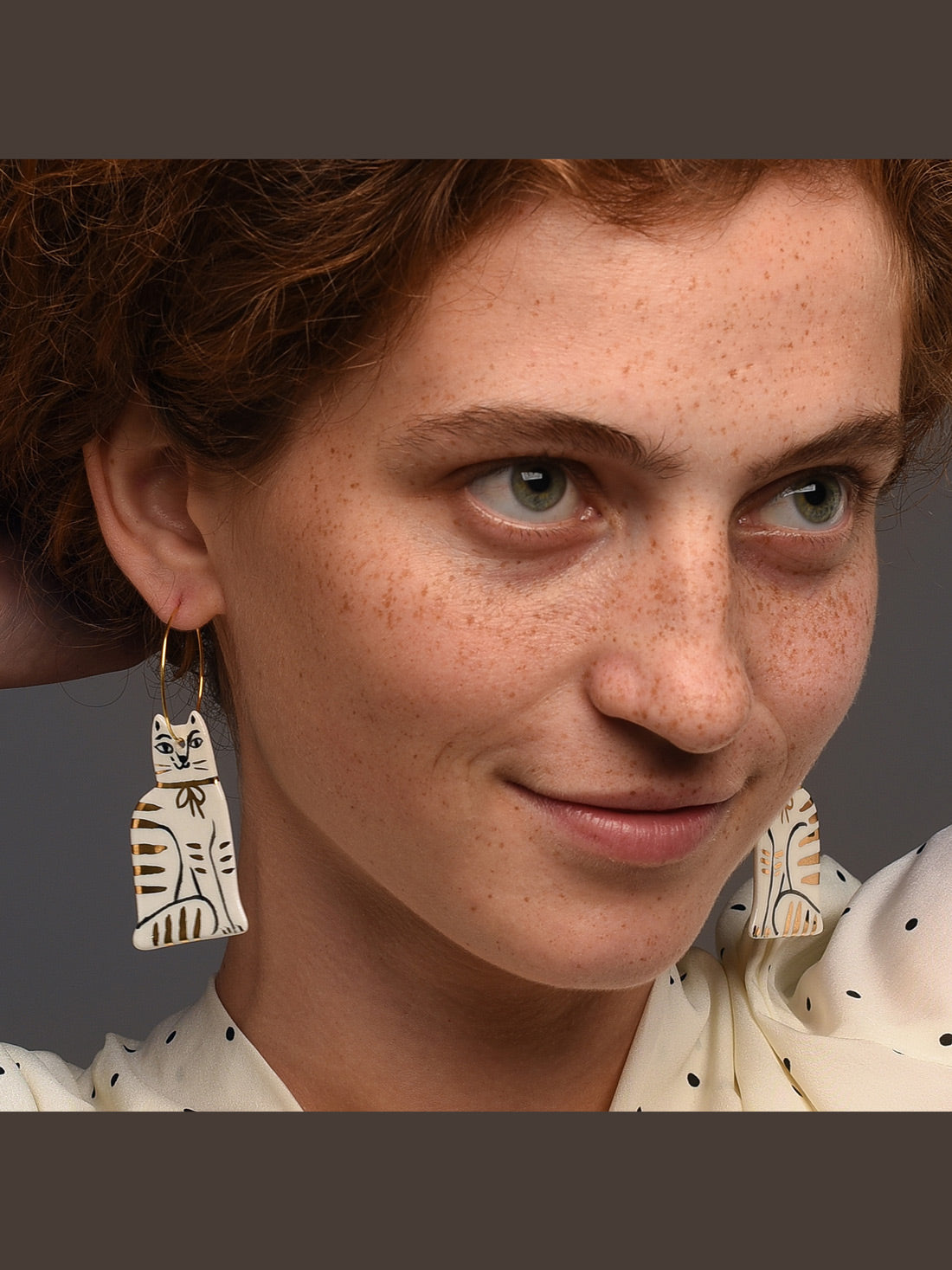 Ceramic Handpainted Cat Hoops with Stripes - Gold