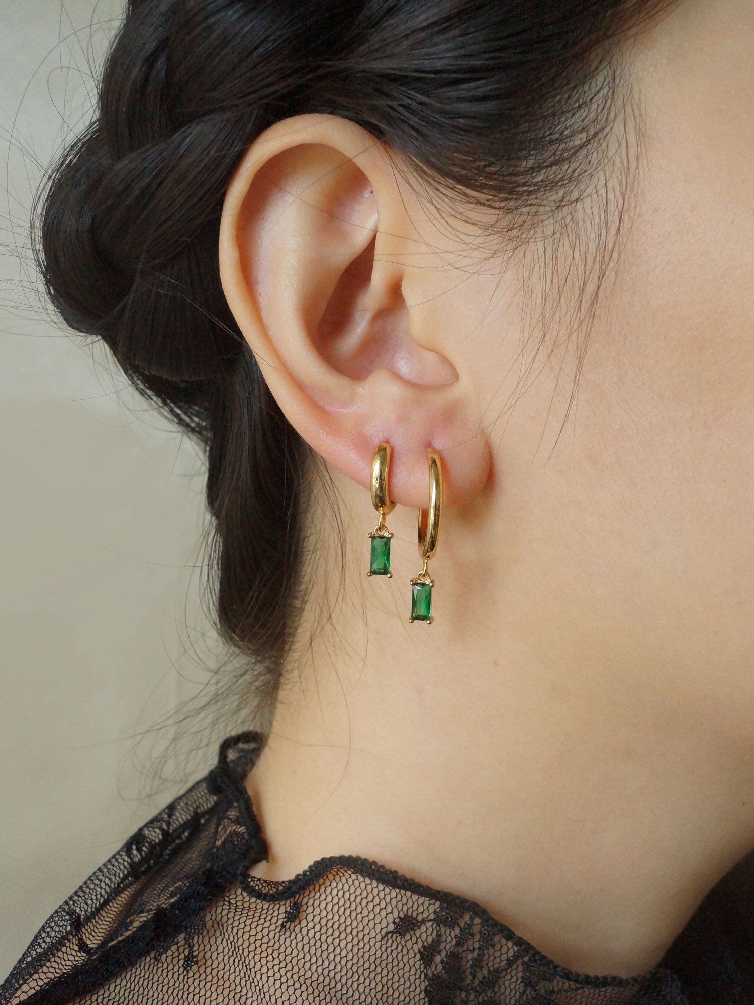 Créoles ILLUMINATE - Vert émeraude *Plaqué or 18 carats
