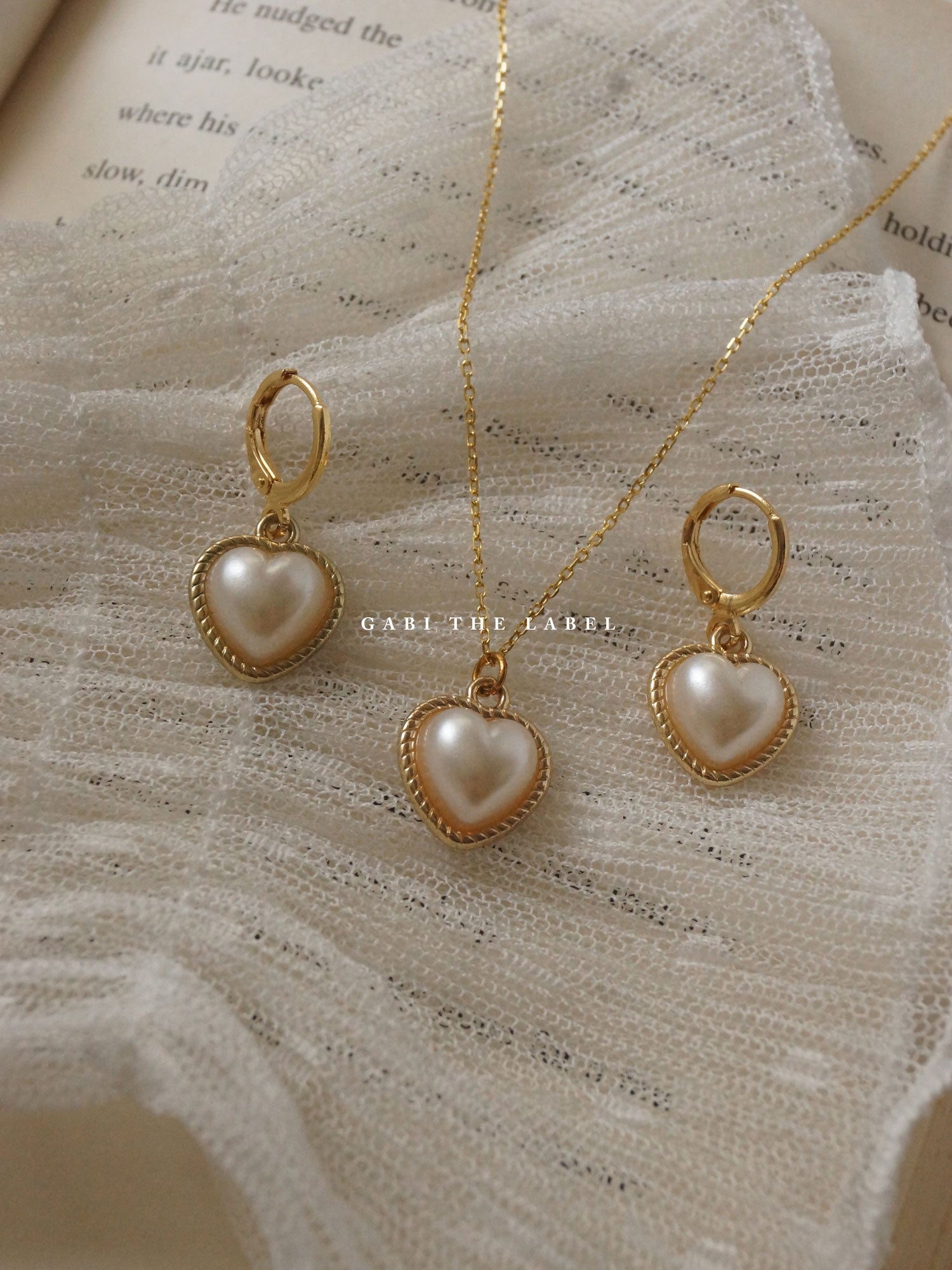 LILITH Huggies *Plaqué or 18 carats