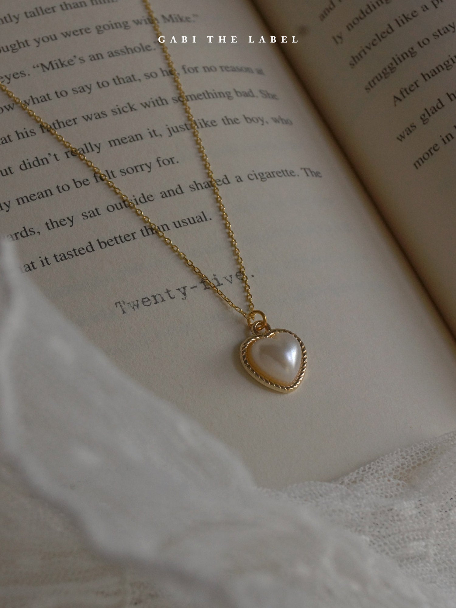 LILITH Heart Pearl Necklace