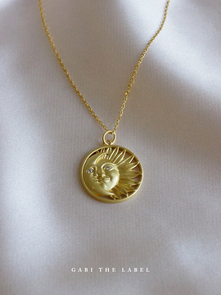 EMMA Locket Necklace *18K Gold-plated – Gabi The Label