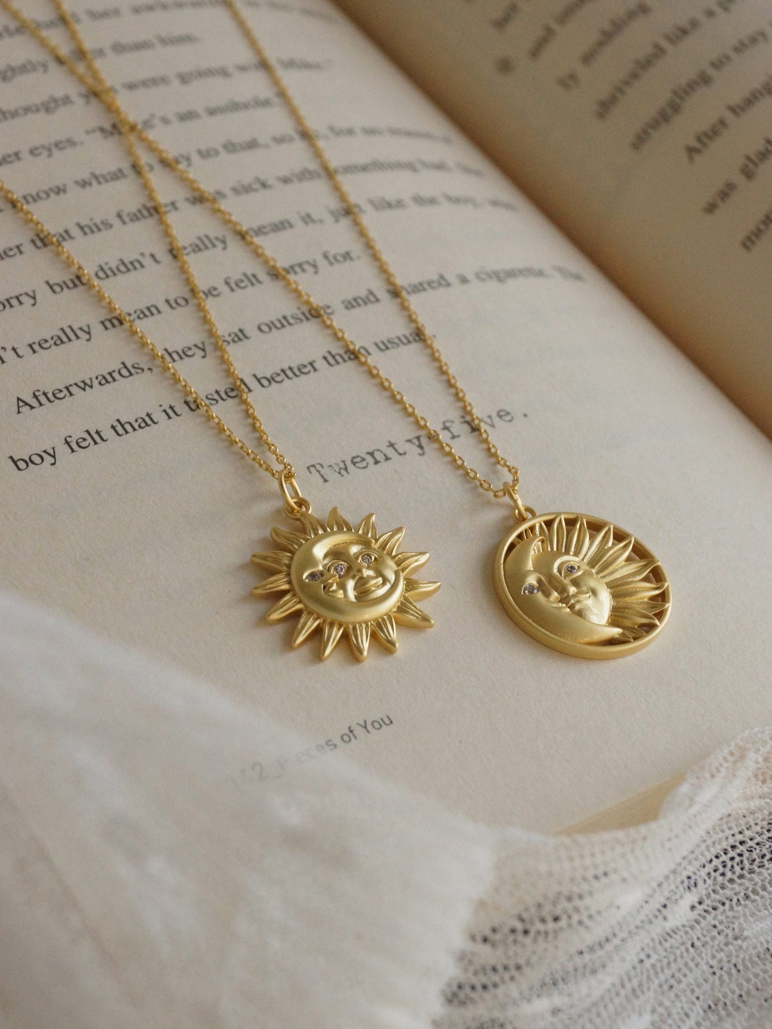 Collier LUNA *Plaqué or 18 carats