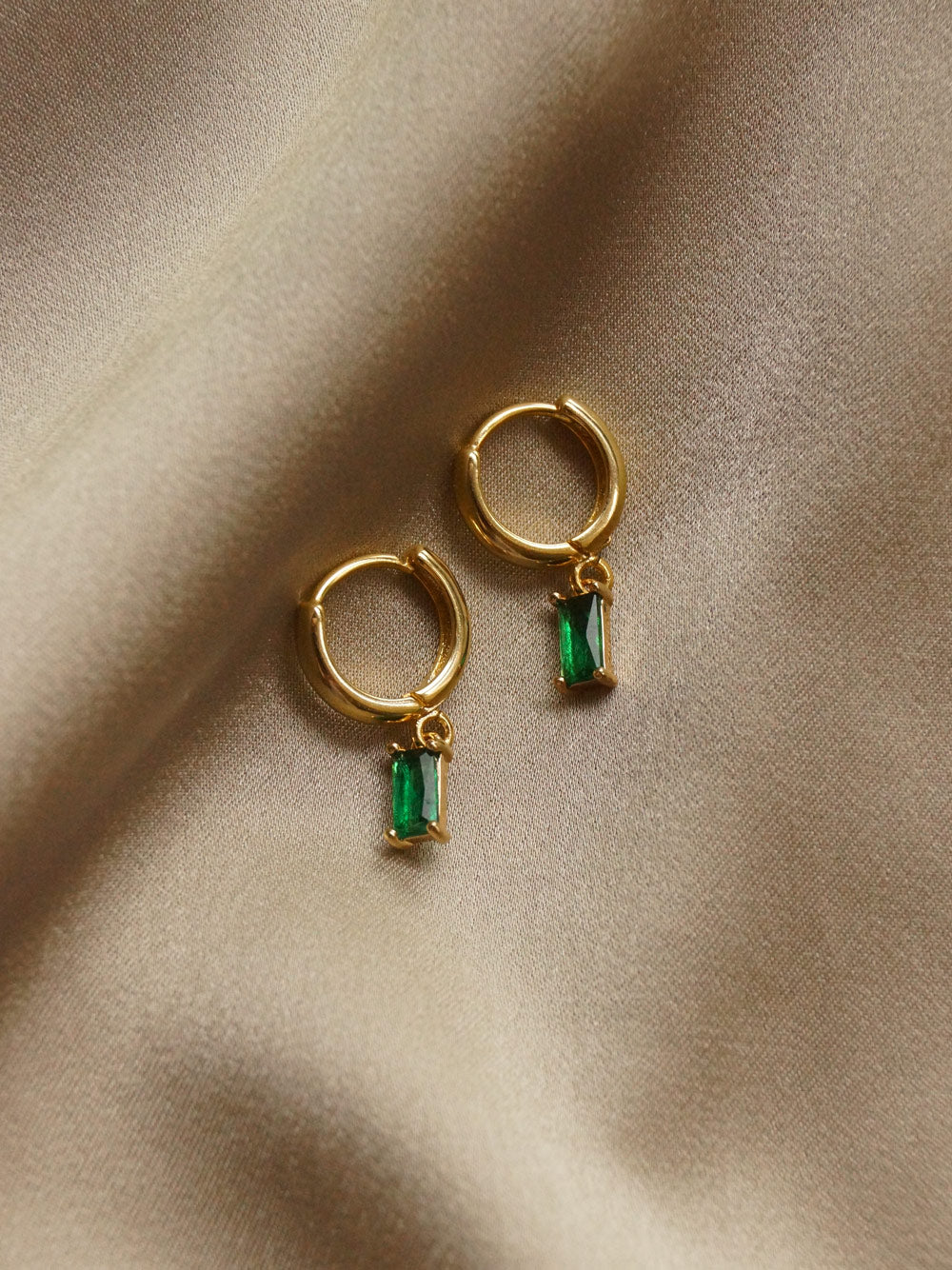 MIRAGE Huggies - Vert Émeraude *Plaqué Or 18 Carats