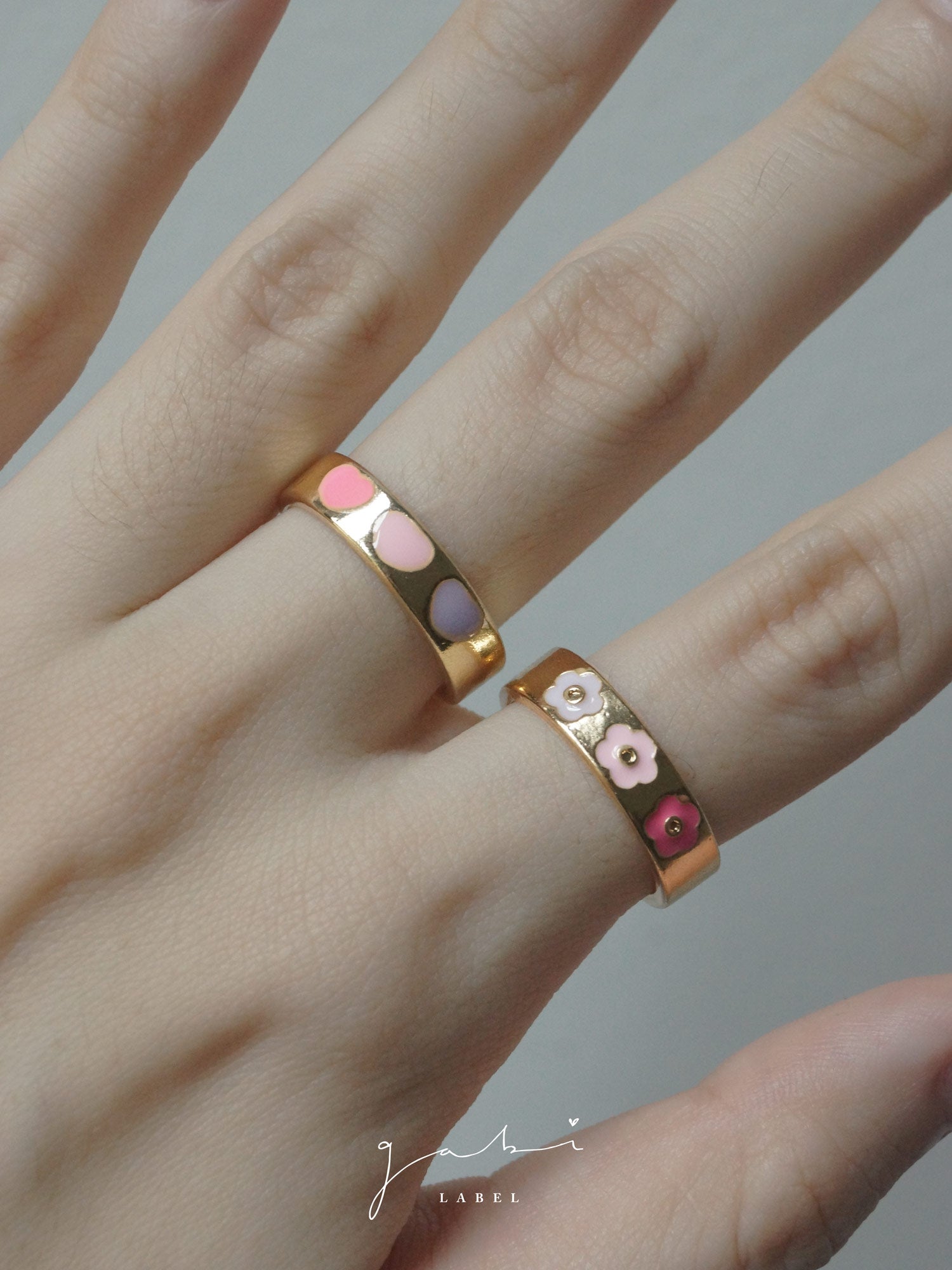 Enamel Hearts Ring