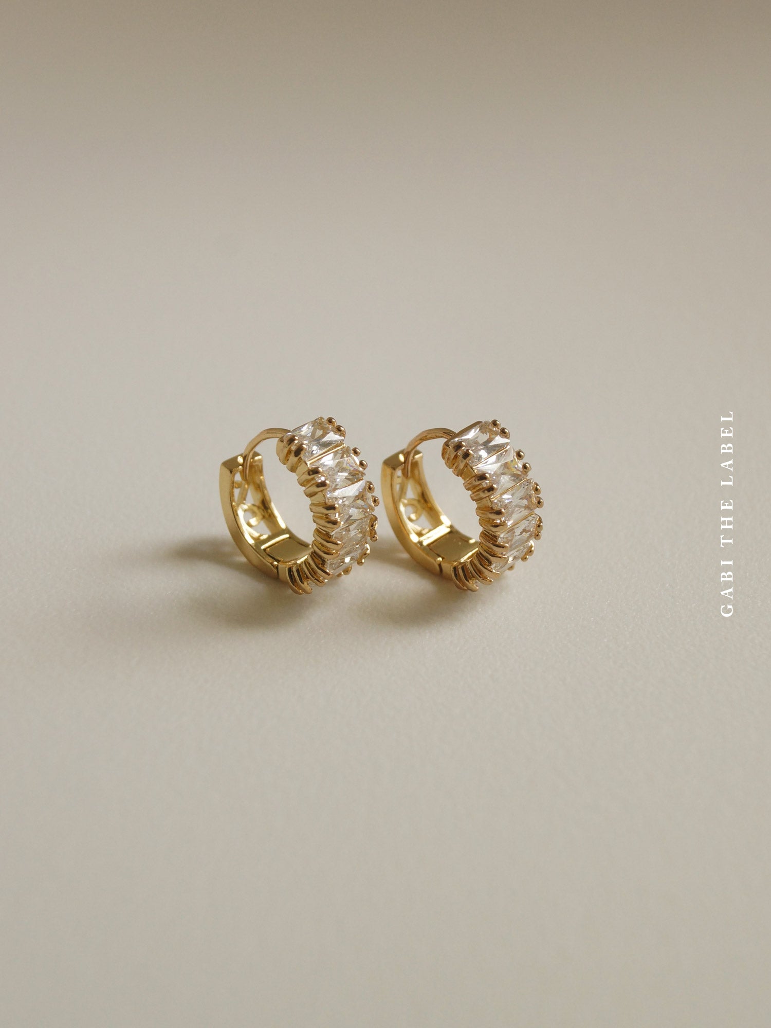 OLGA Huggies *Gold-plated
