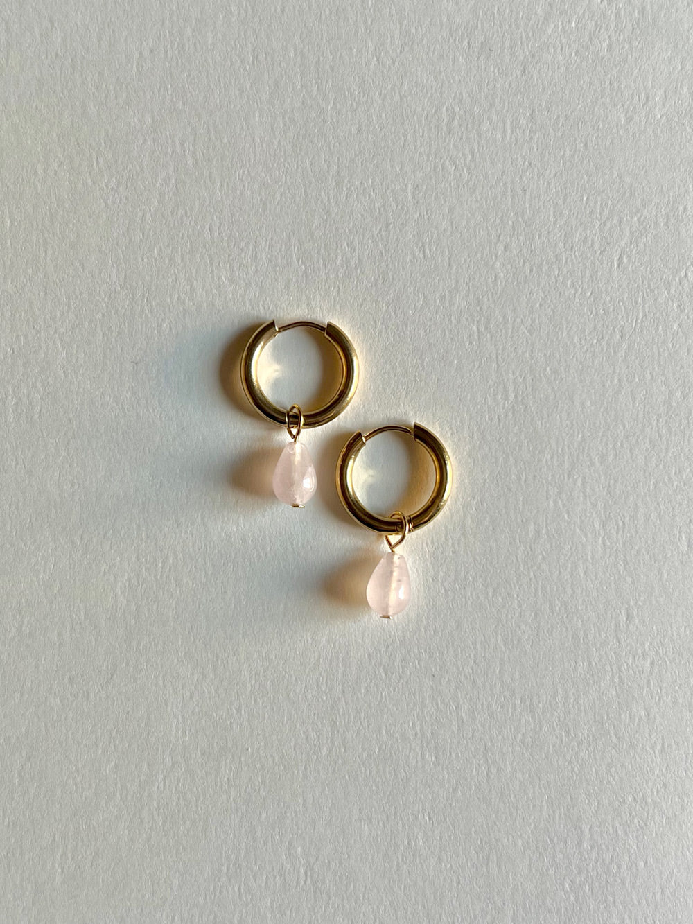 Créoles en acier inoxydable en forme de larme - Quartz rose