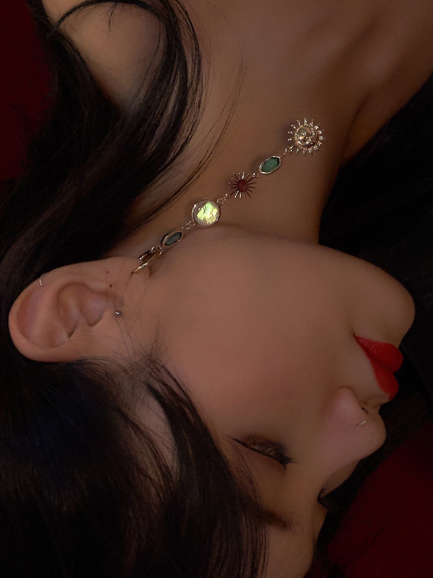 Les boucles d'oreilles créoles visionnaires