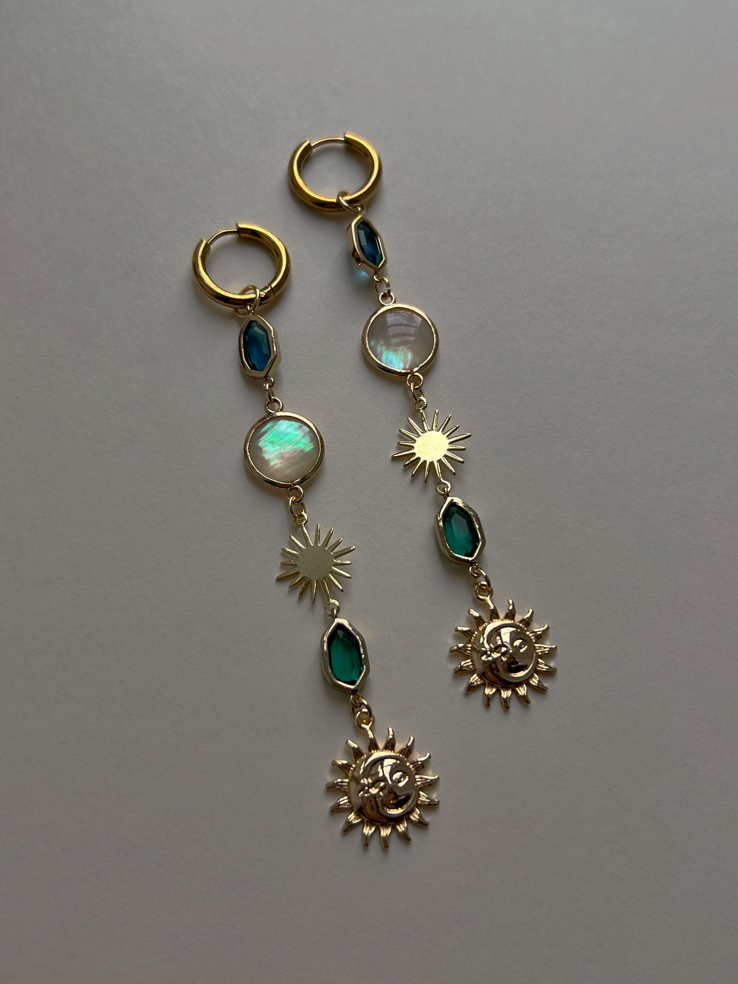 Les boucles d'oreilles créoles visionnaires