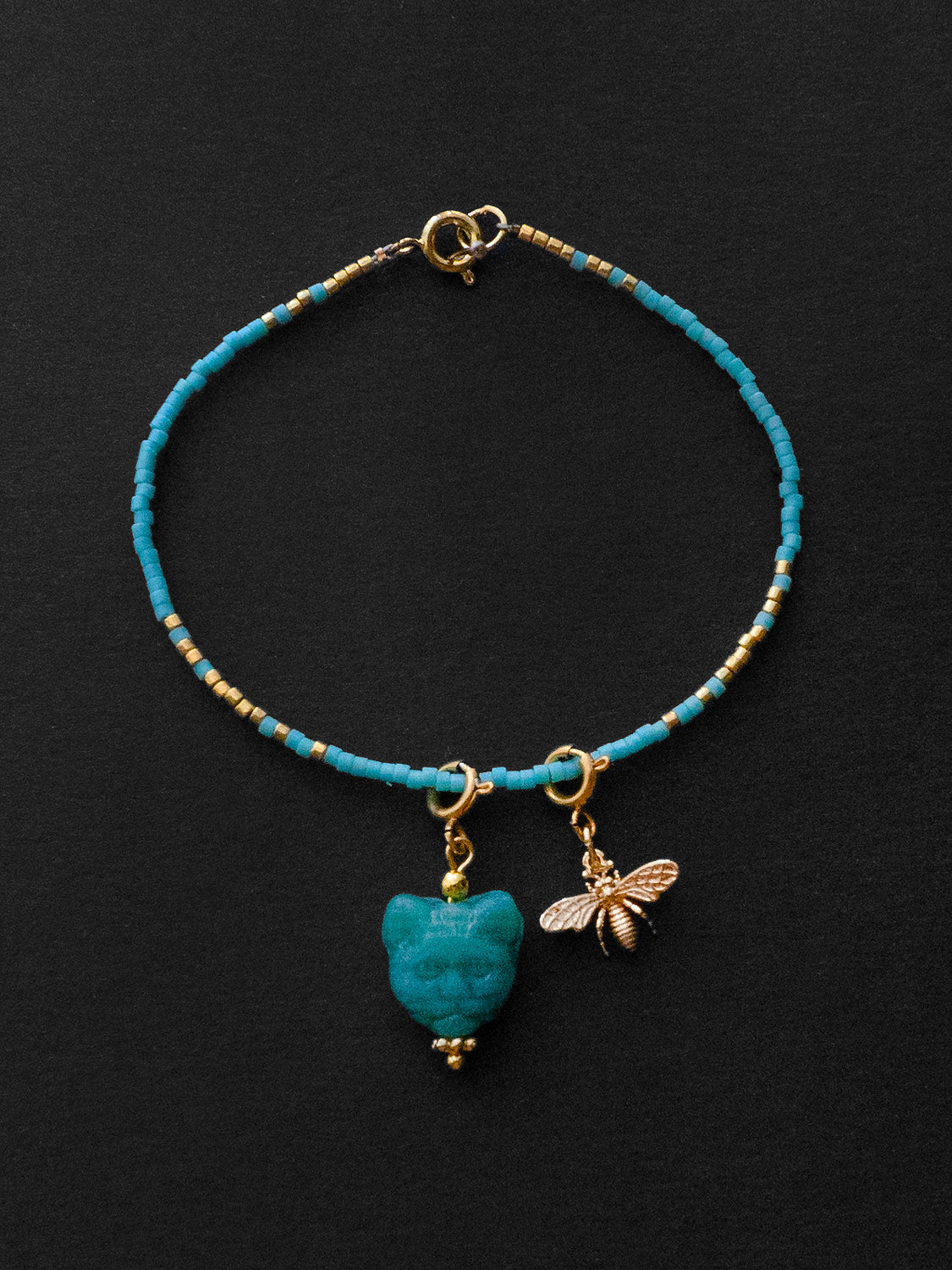 Beaded Bracelet   Turquoise Glass Cat  Gold Bee