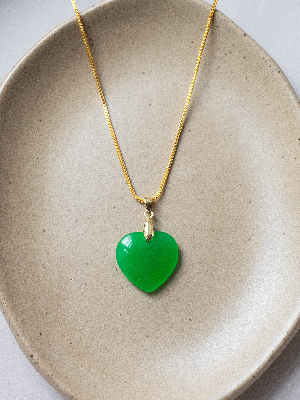 Carved Heart Jade Necklace   Gold4