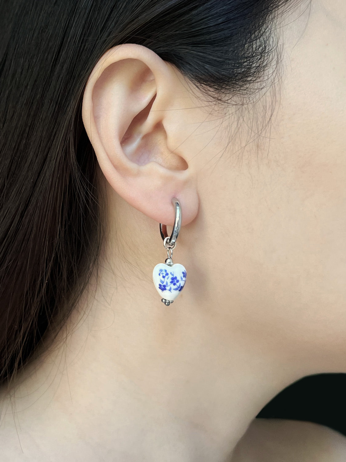 Ceramic Heart Hoops   Silver3