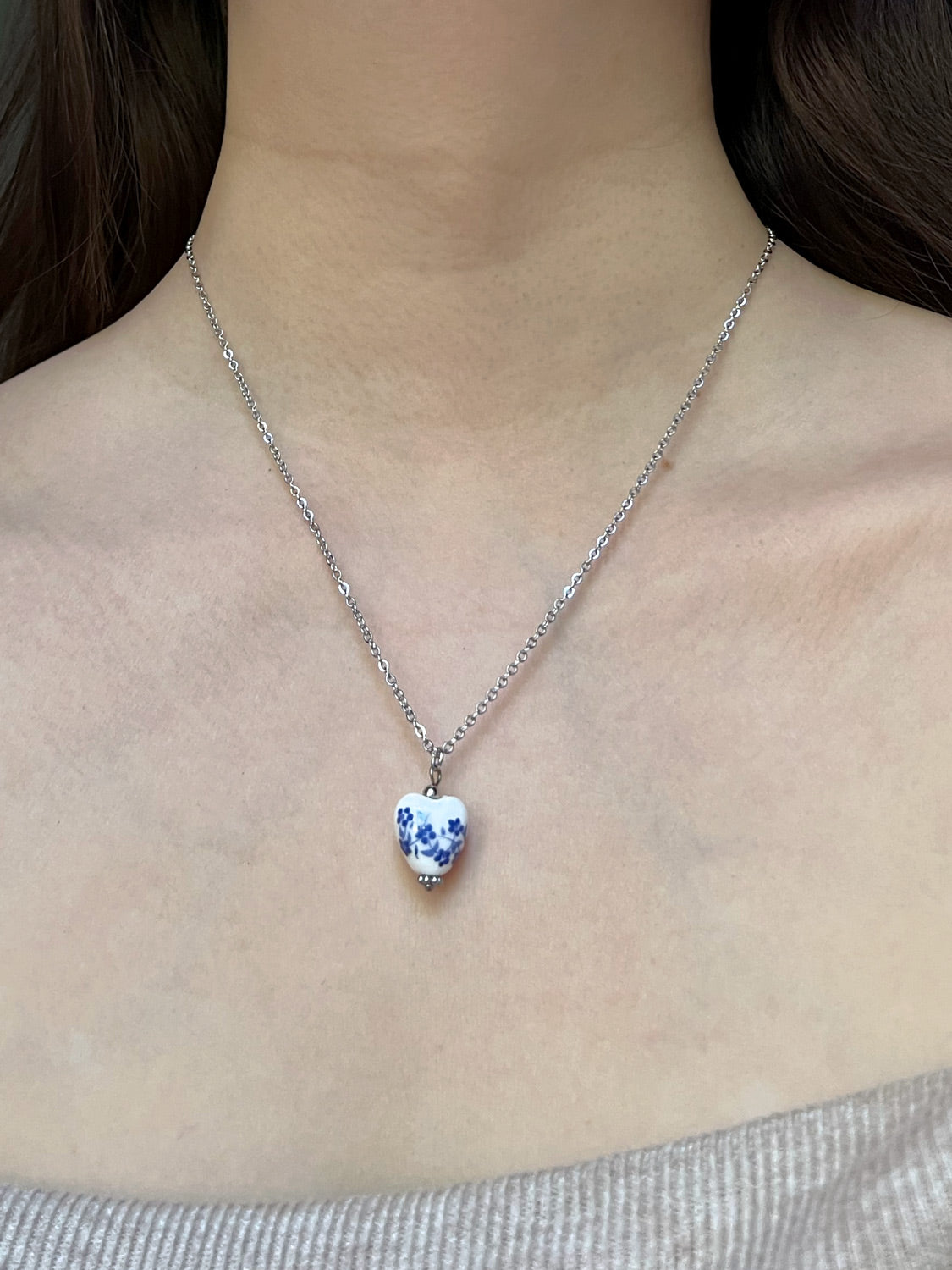 Ceramic Heart Hoops - Silver