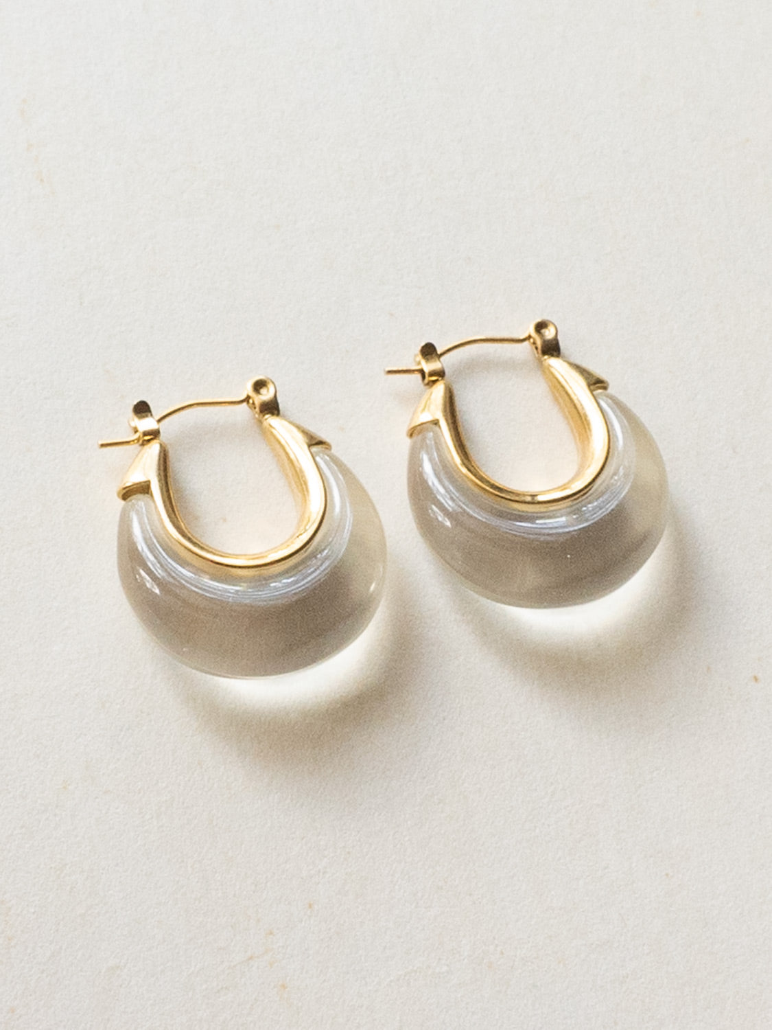 Chic Resin Hoops   Clear2