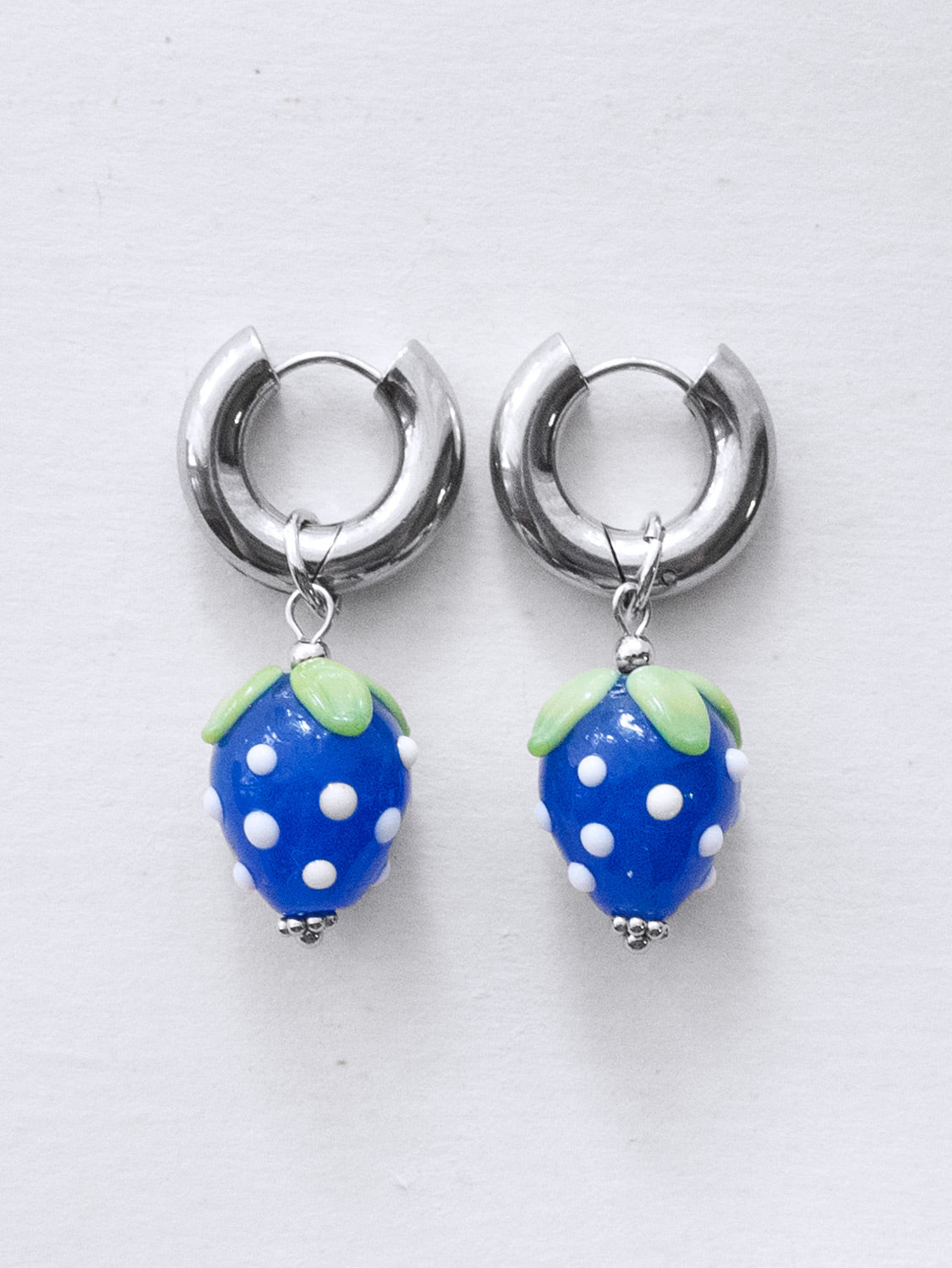 Chunky Strawberry Hoops   Blue  Silver1