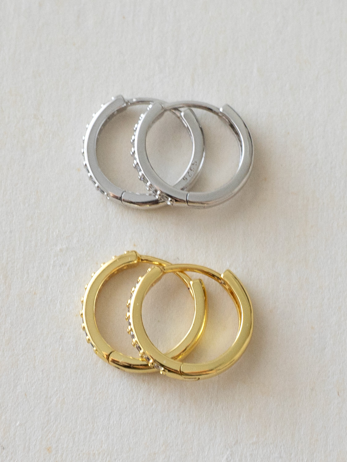 Classic Pave Huggies, S925 - Silver (1.6cm)