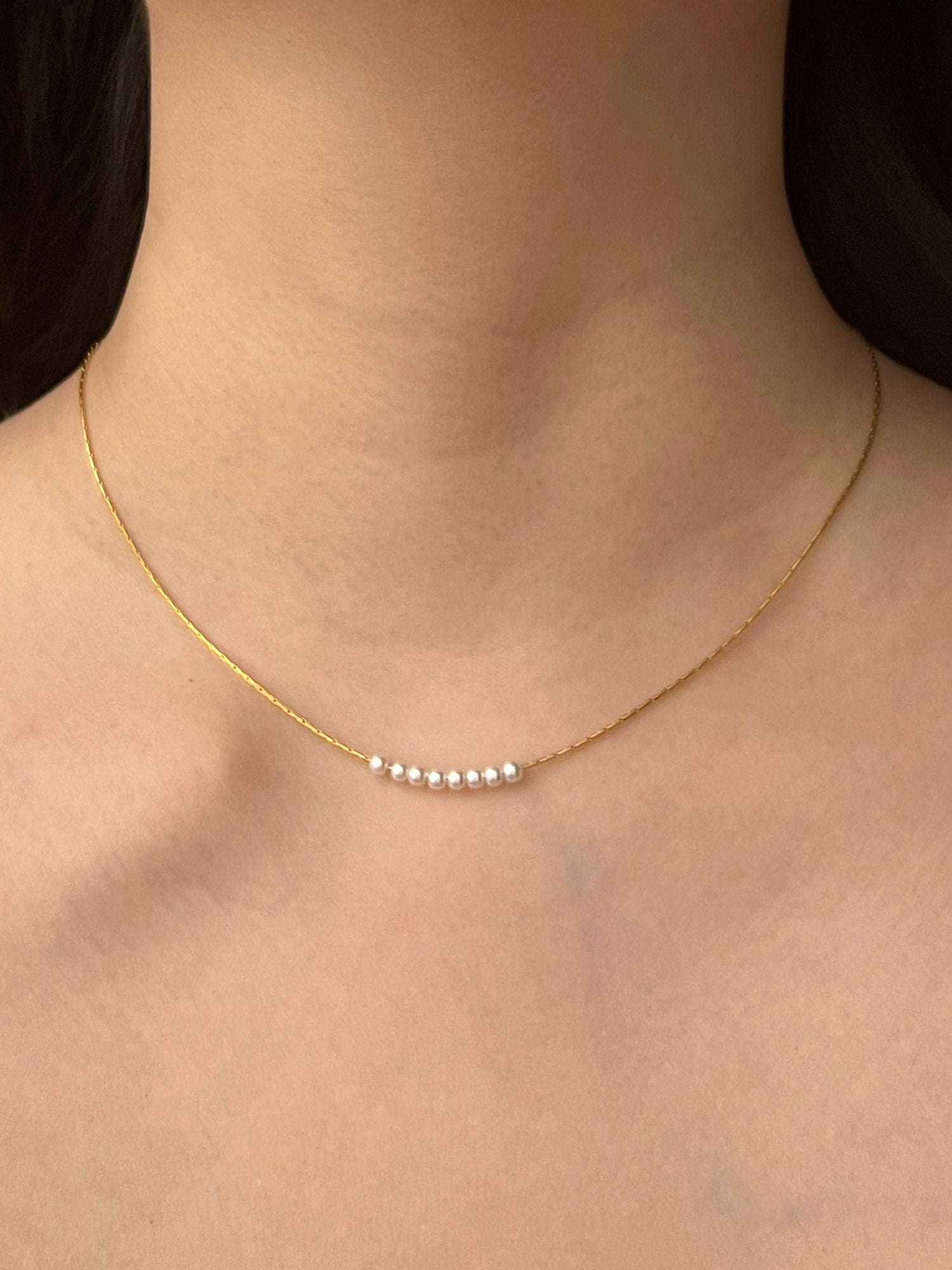 Delicate Tiny Pearls Necklace