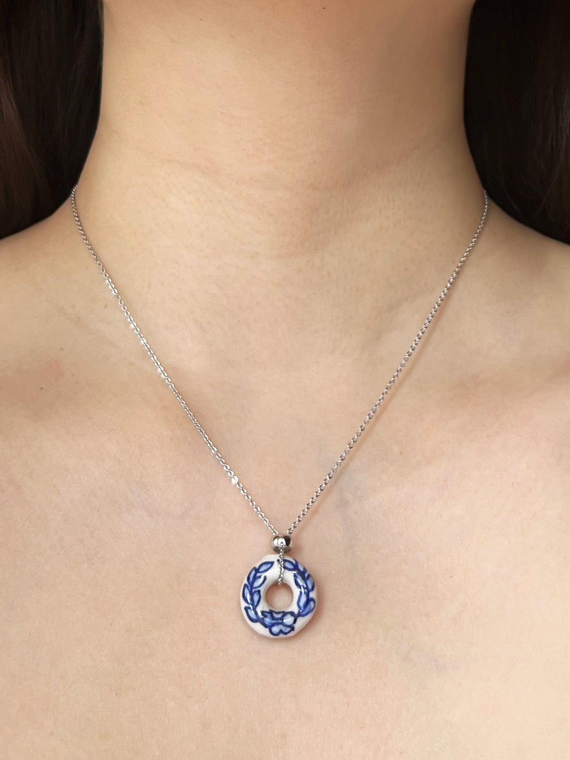Donut Stone Necklace  Silver   Ceramic model