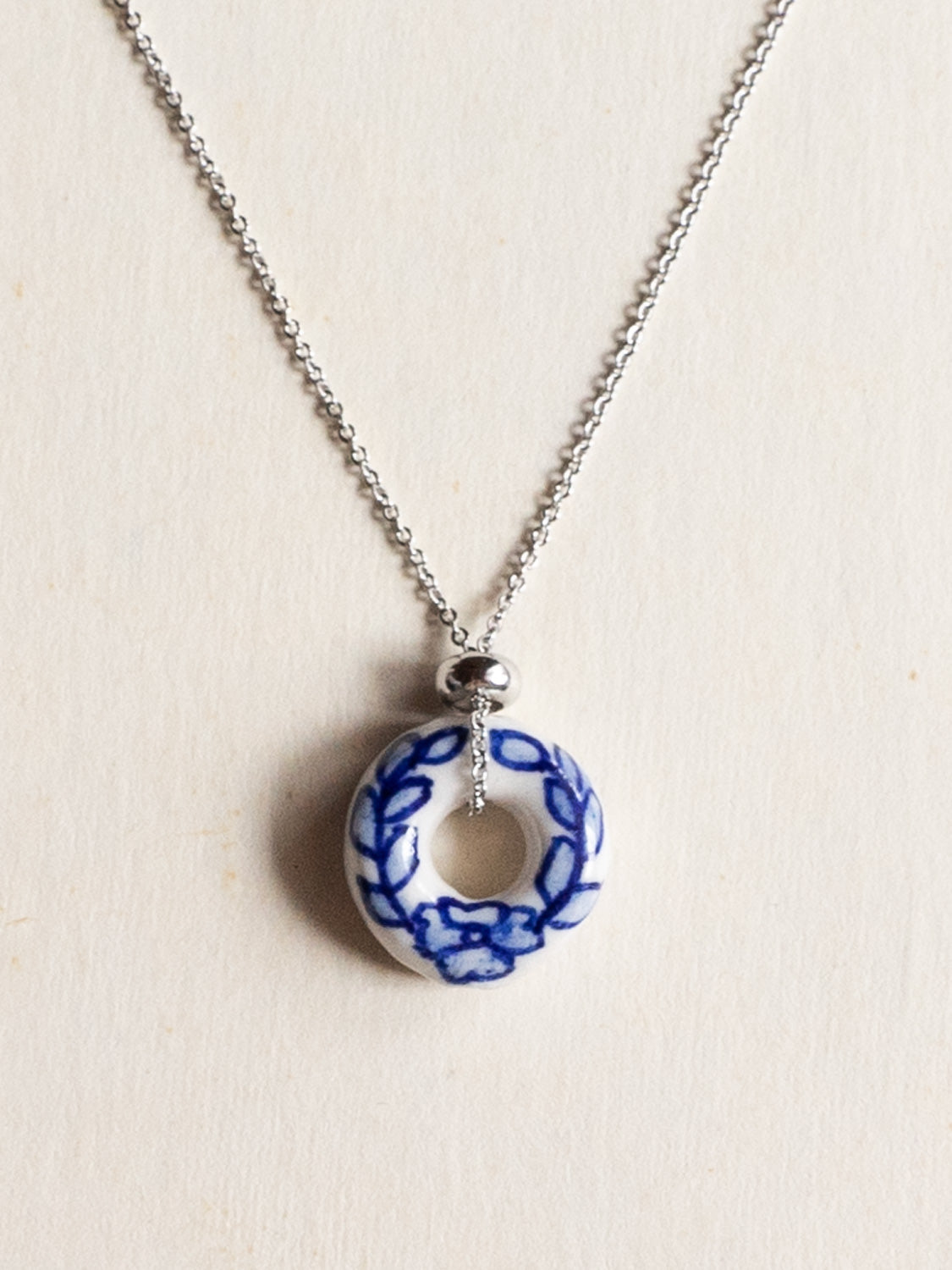 Donut Stone Necklace  Silver   Ceramic1