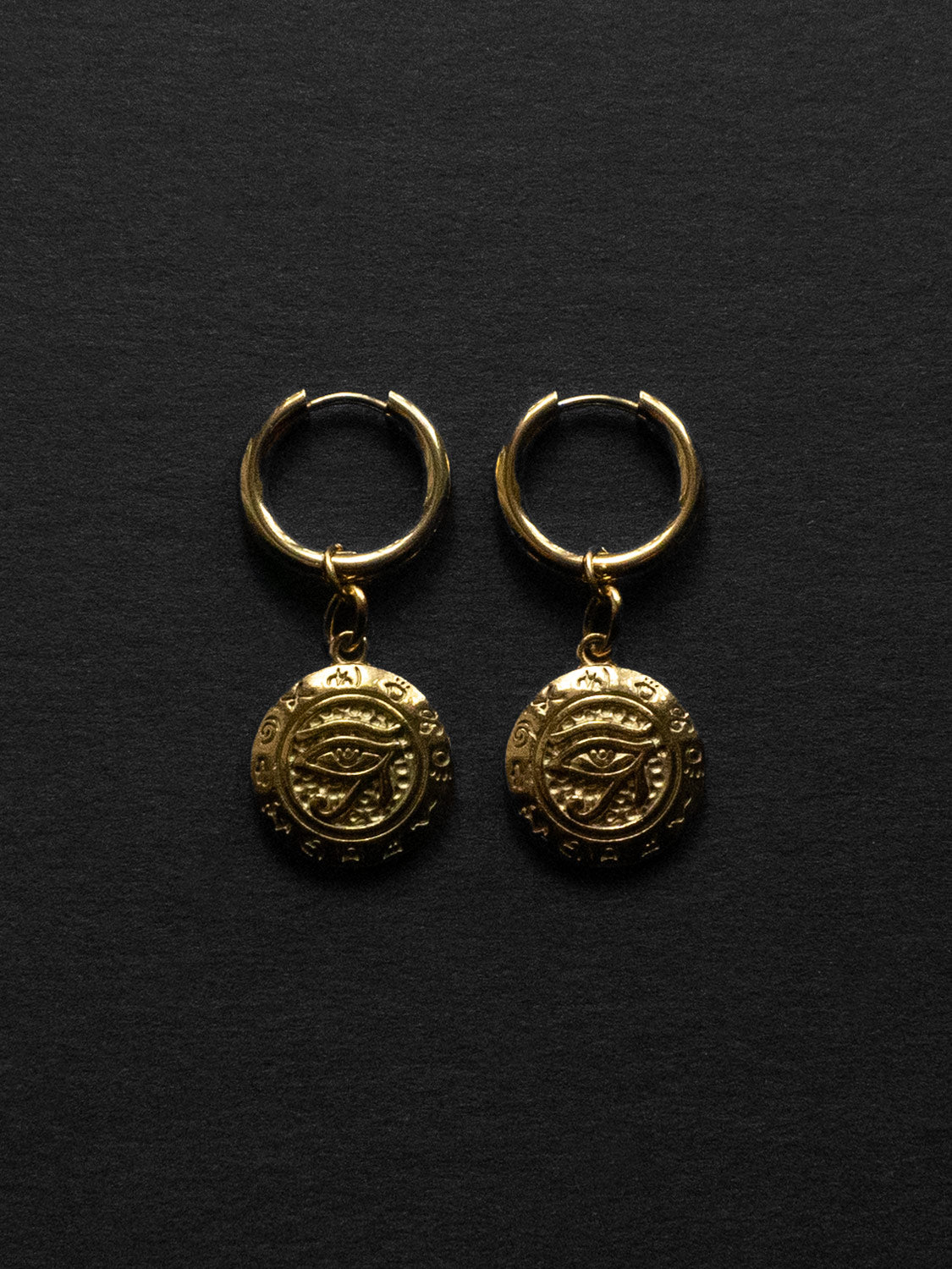 Chunky Gold Talisman Bracelet - Eye of Horus Charm